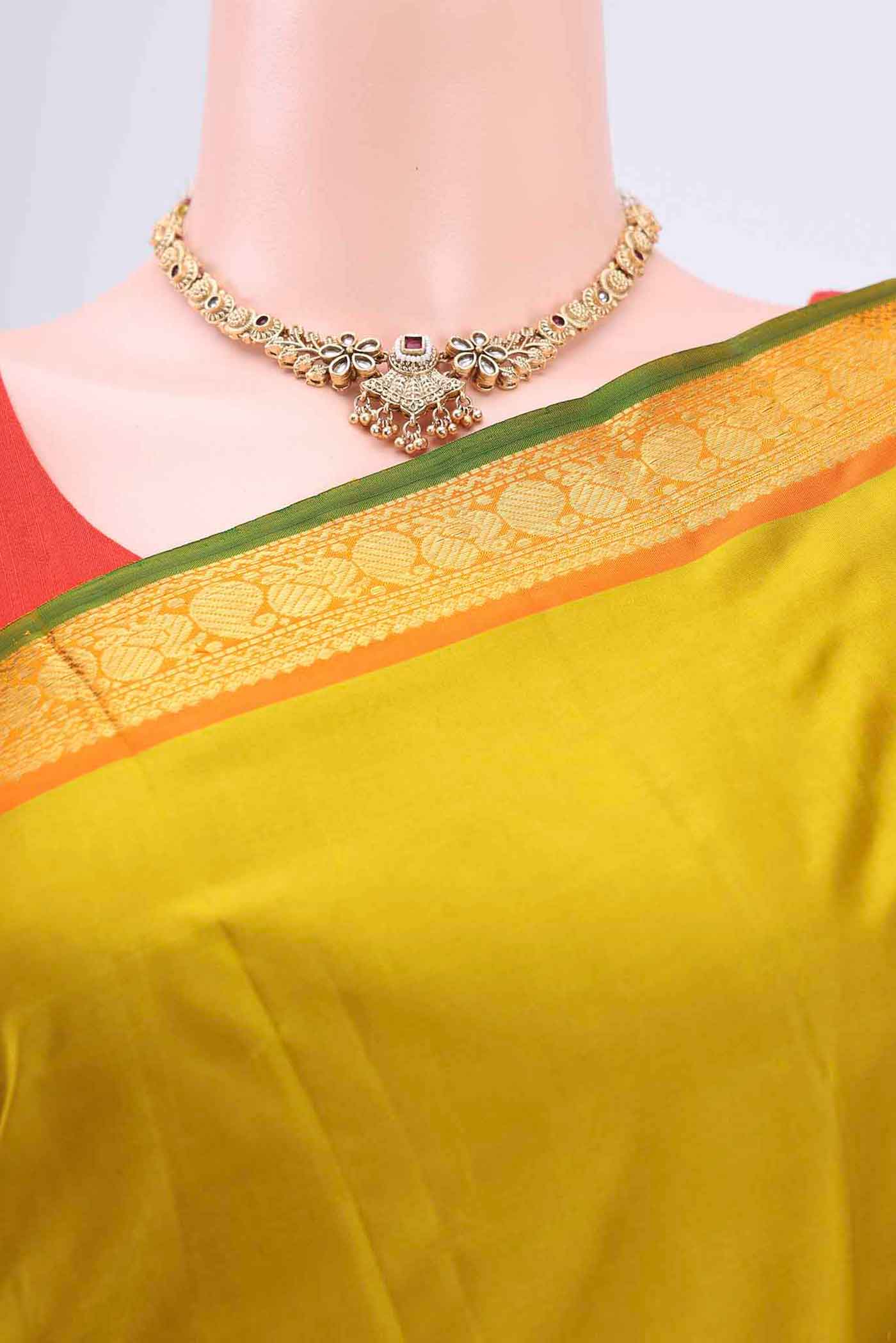 Acid Green Kanjivaram Saree - Image 2