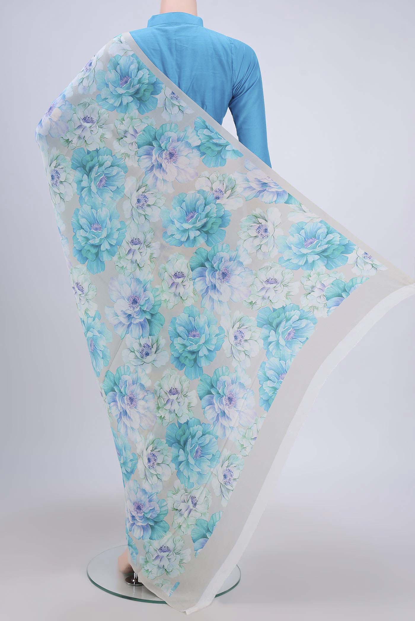 Grey Crepe Saree - Image 3
