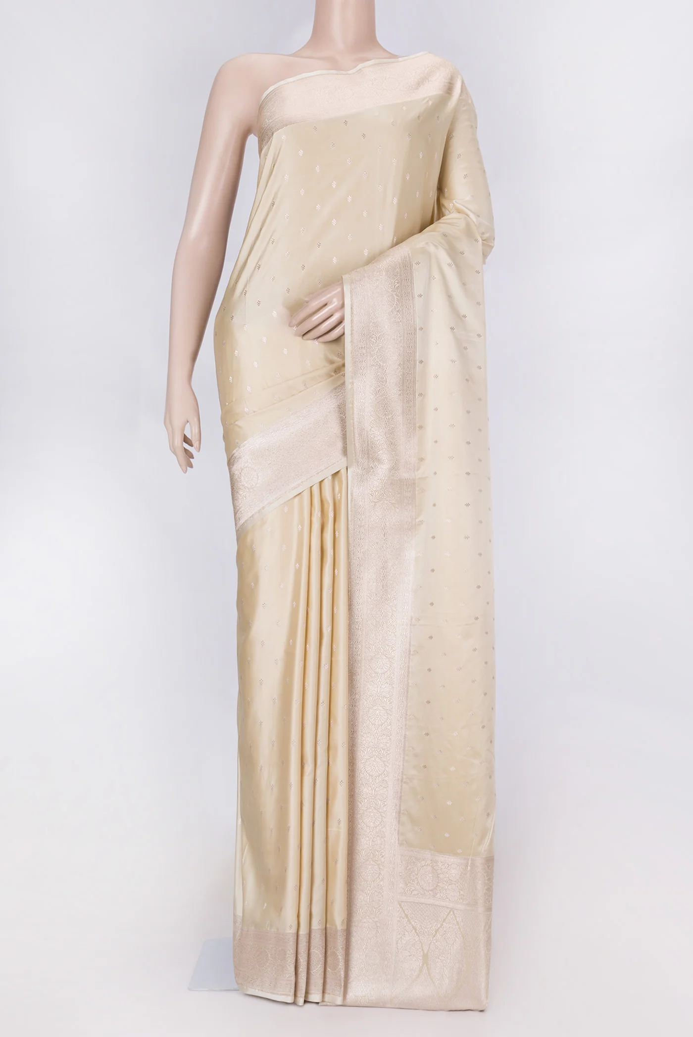Beige Dual Tone Blended Banarasi Silk Saree