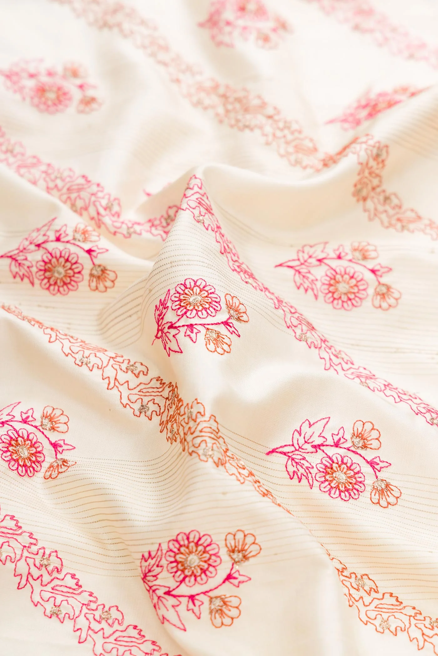 Off White Soft Silk Saree - Image 2