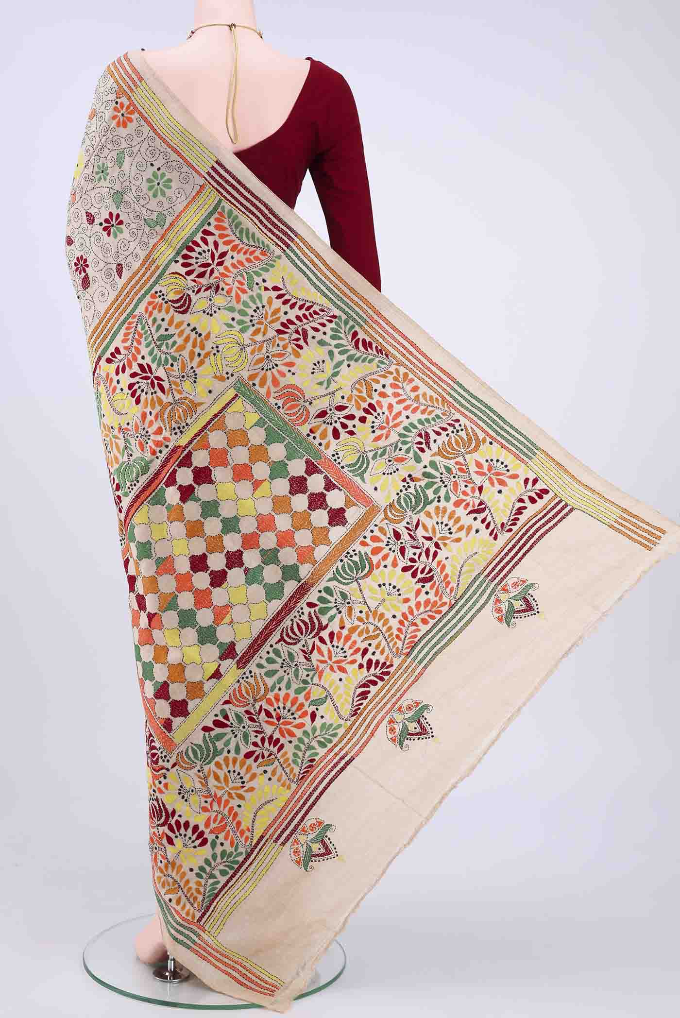 Beige Kantha Silk Saree - Image 3