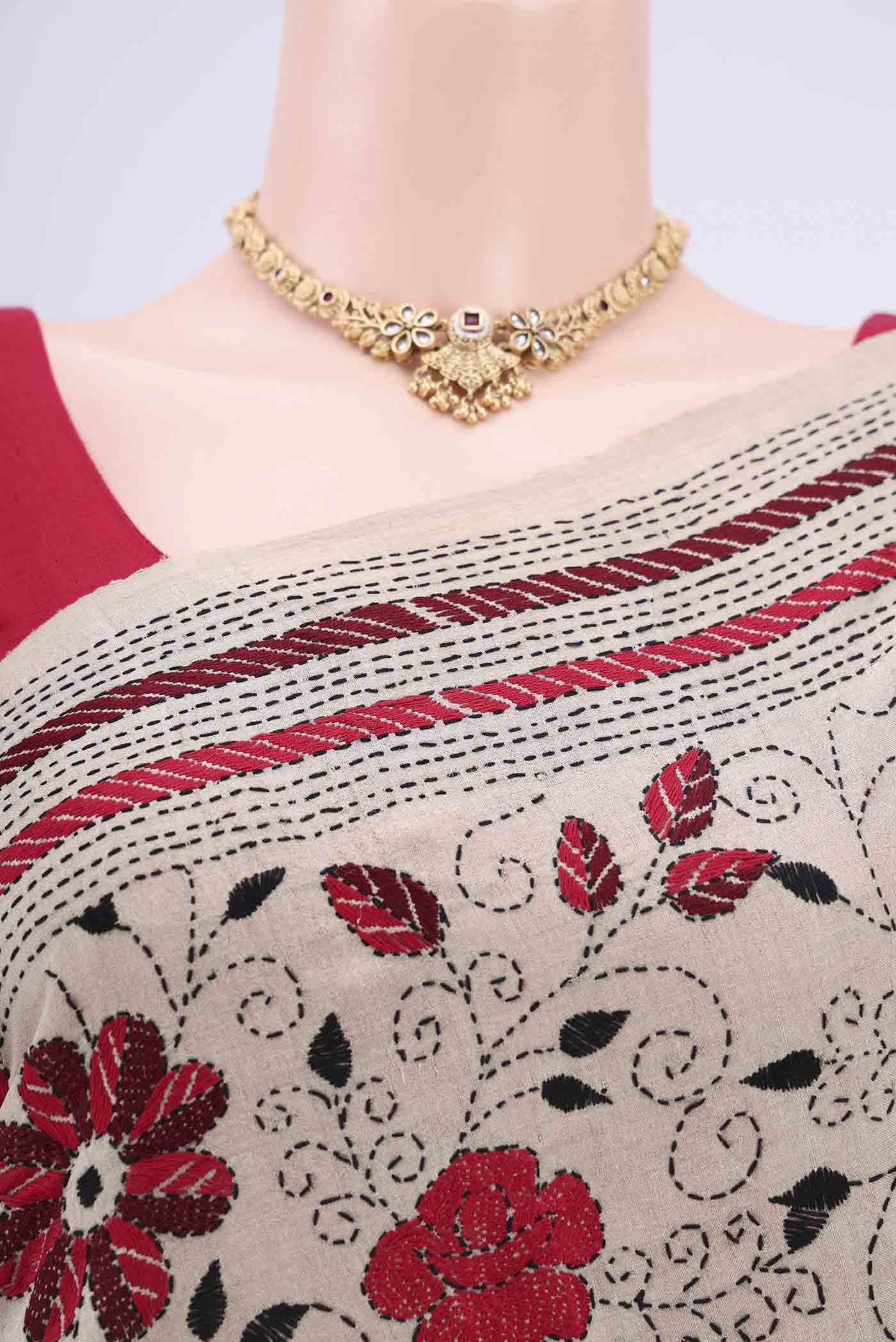 Beige Tussar Silk Saree - Image 2