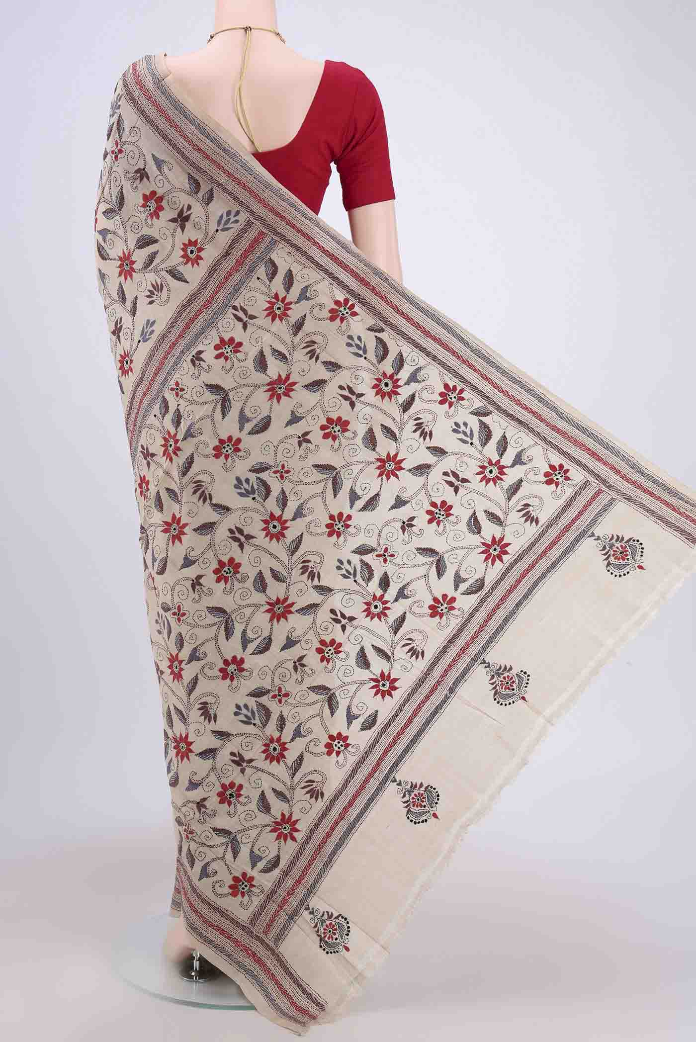 Beige Tussar Silk Saree - Image 3