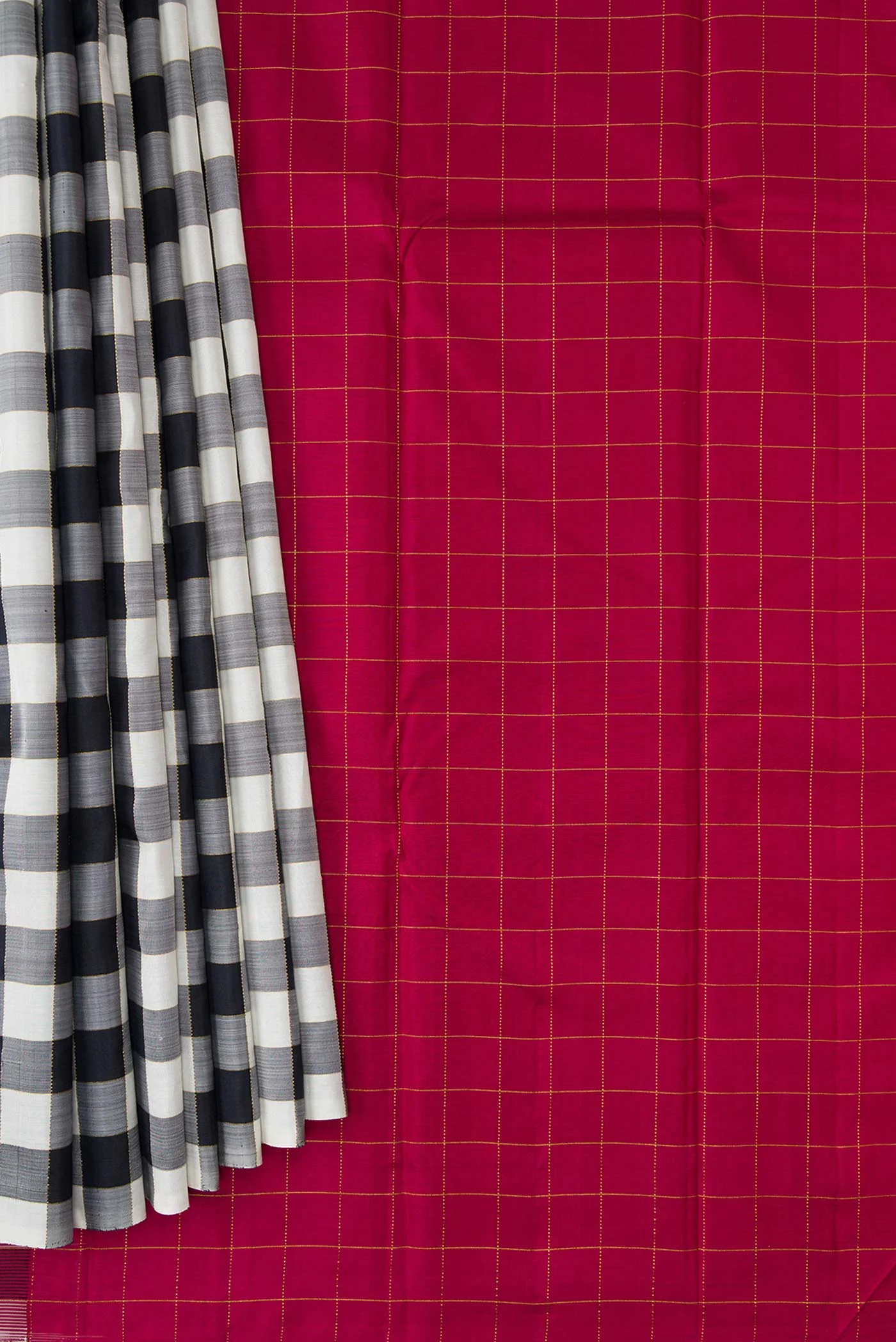 Black and White Color Kanjivaram Silk Saree - Image 3