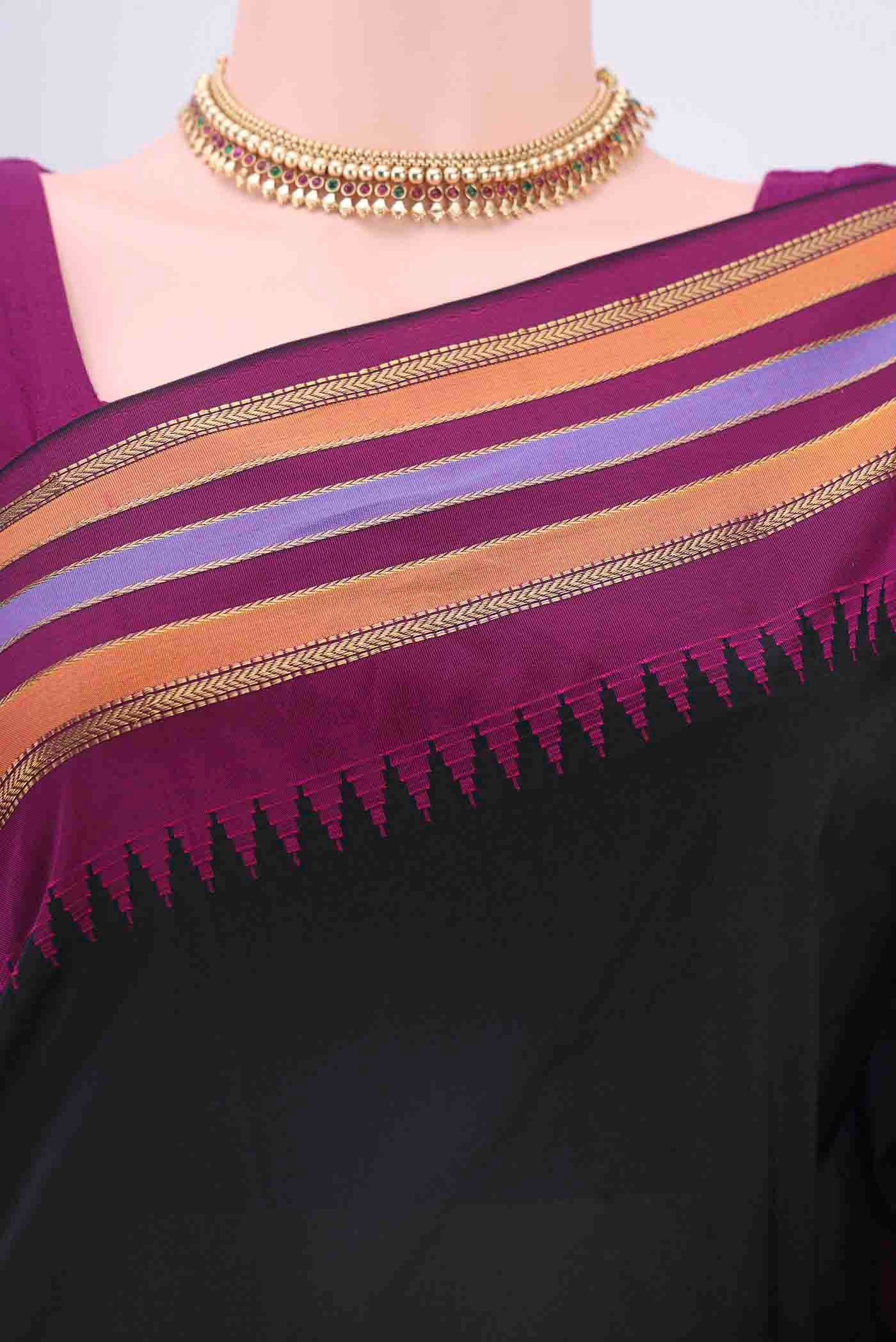 Black Dual Tone Blended Bangalore Silk Saree - Image 2