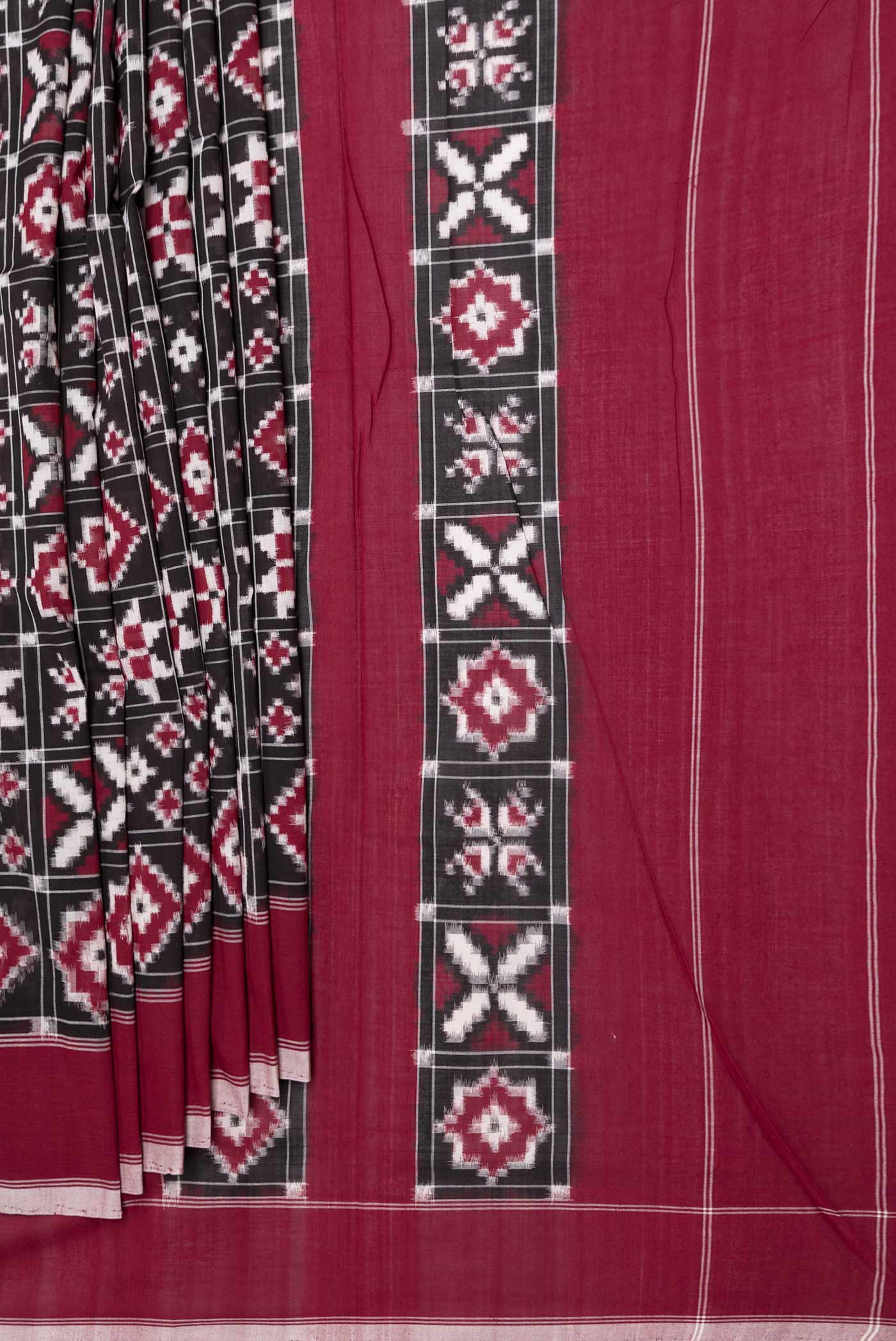 Black Dual Tone Double Ikat Saree - Image 4