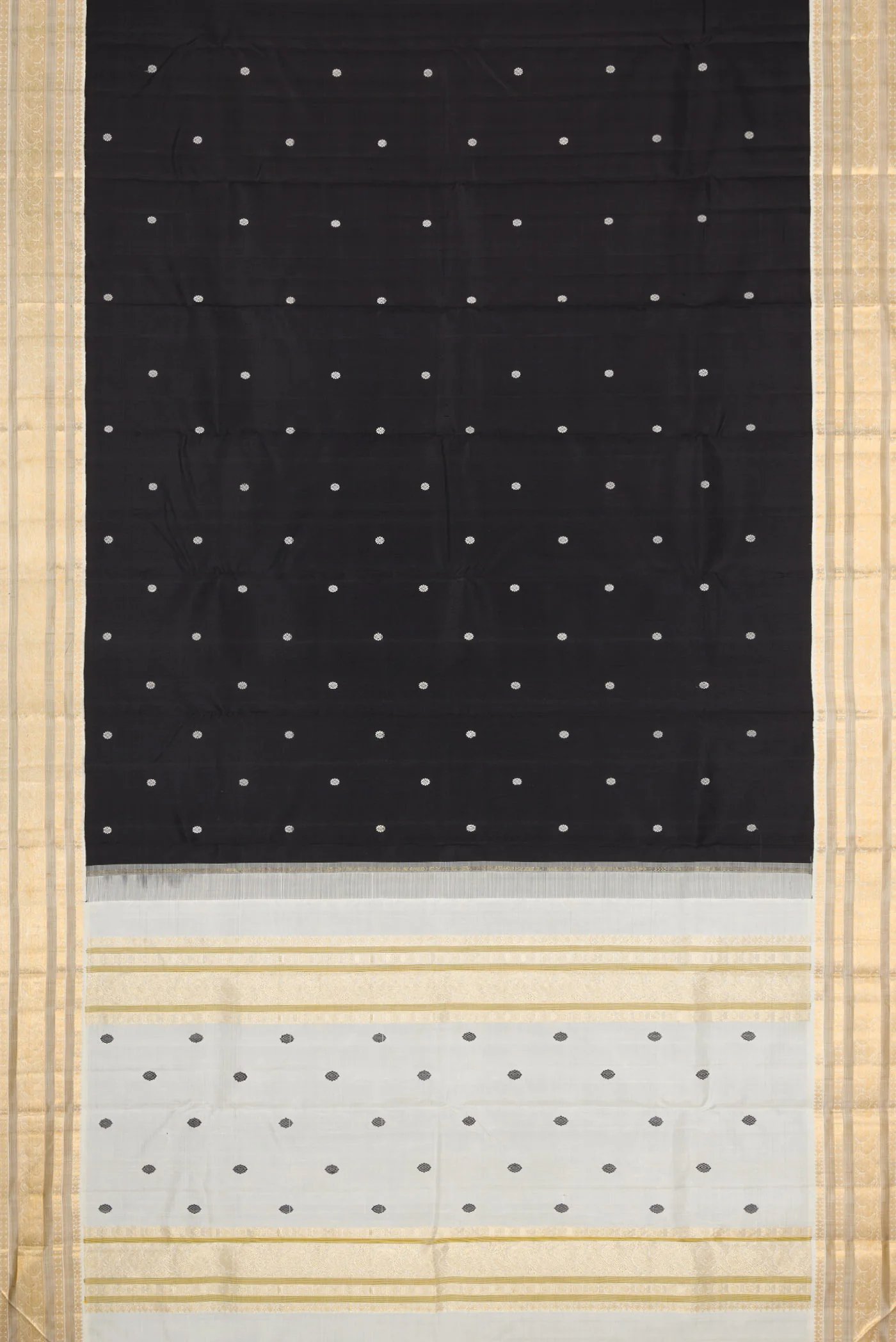 Black Dual Tone Kanjivaram Silk Saree - Image 6