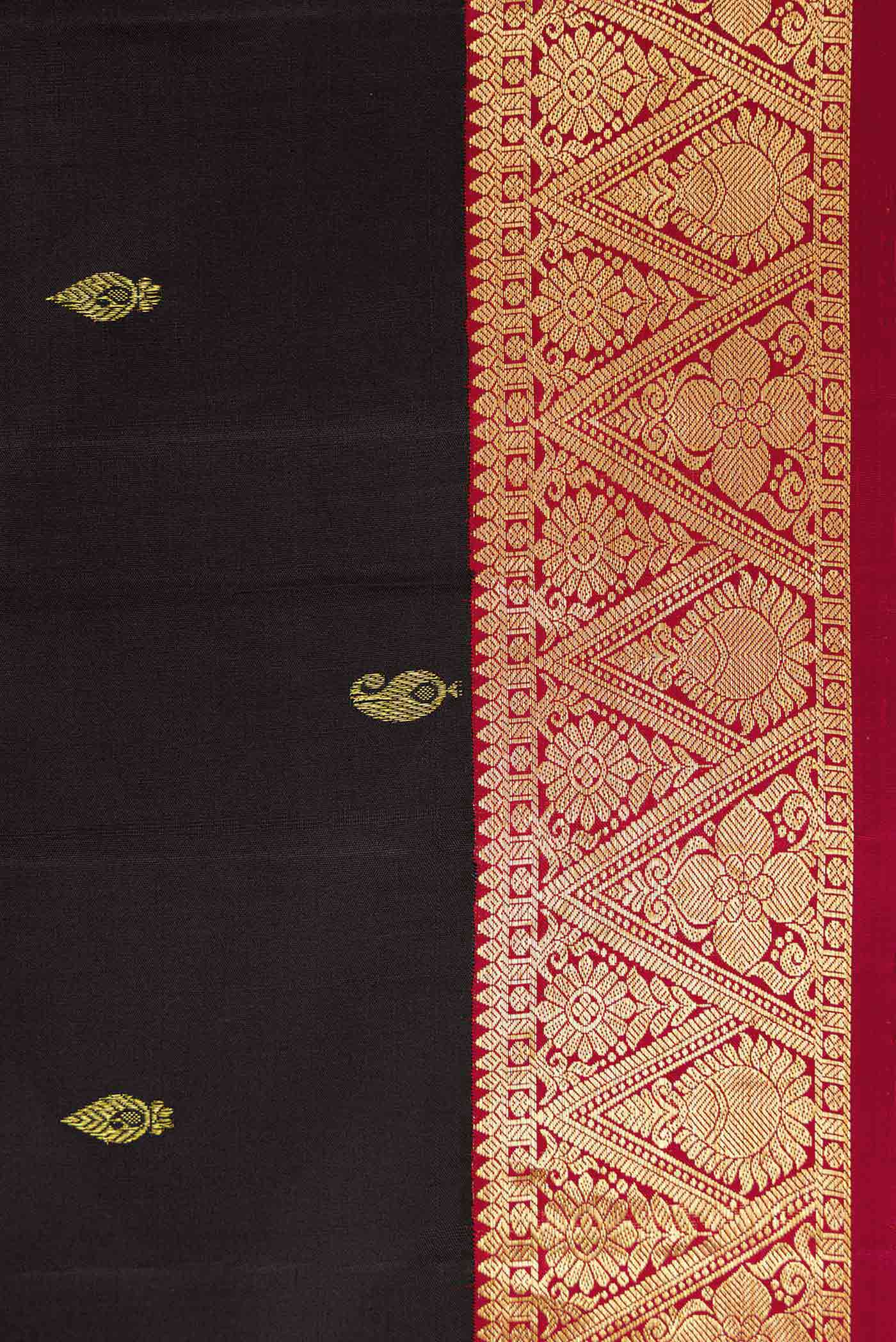 Black Dual Tone Kanjivaram Silk Saree - Image 3
