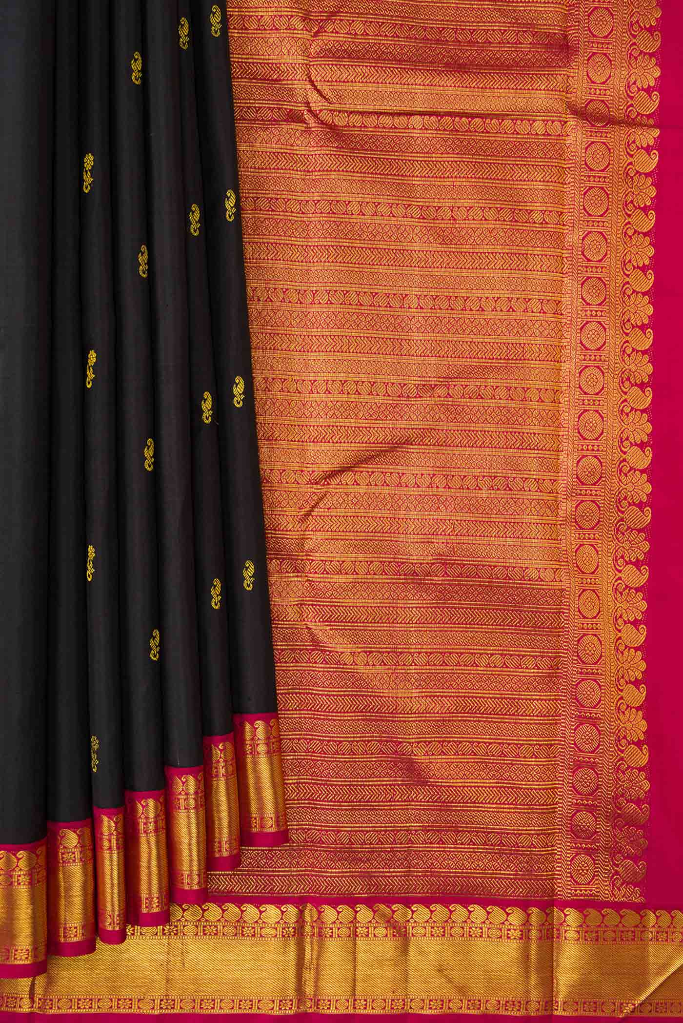 Black Dual Tone Kanjivaram Silk Saree - Image 4