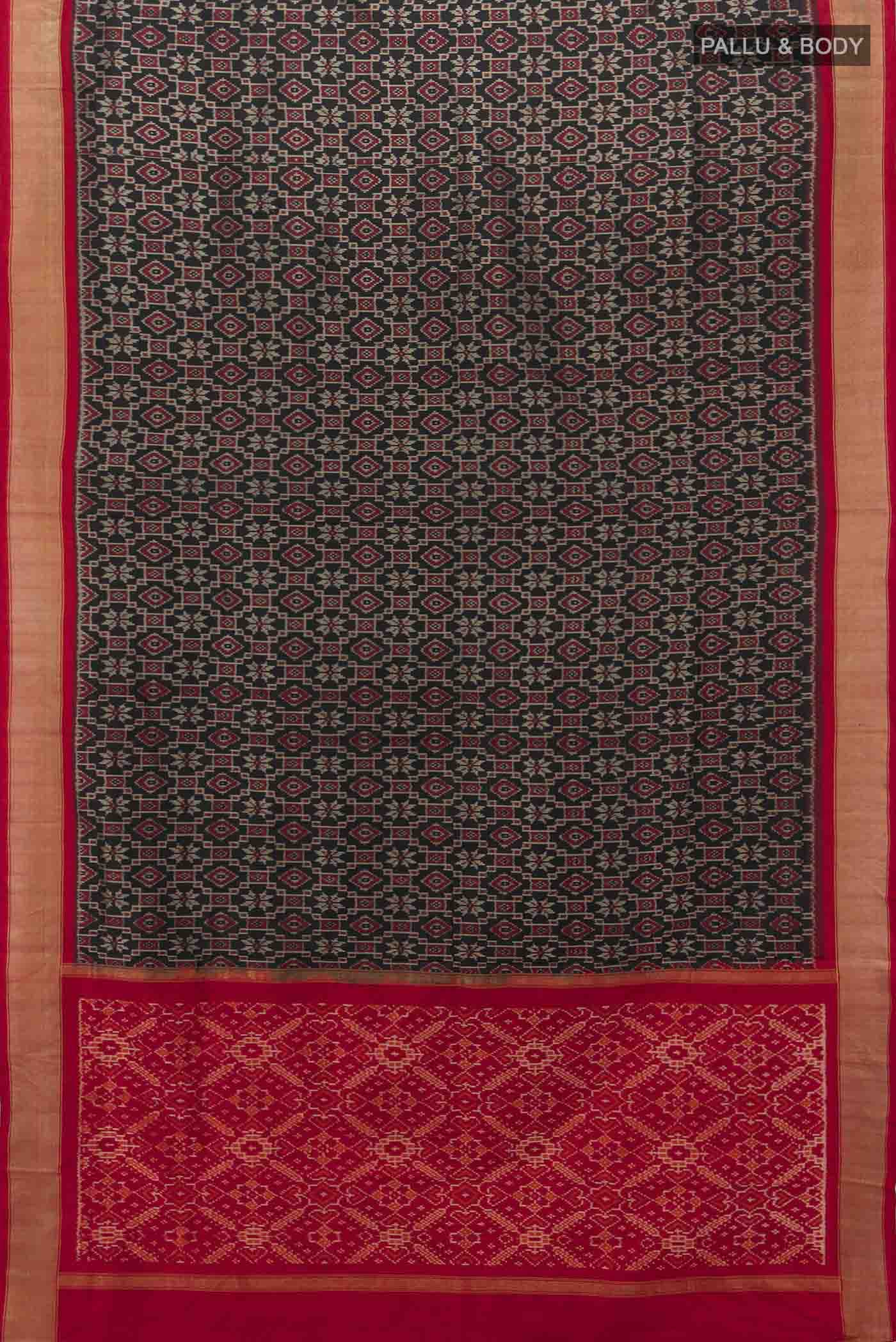 Black Dual Tone Pochampally Silk Saree - Image 5