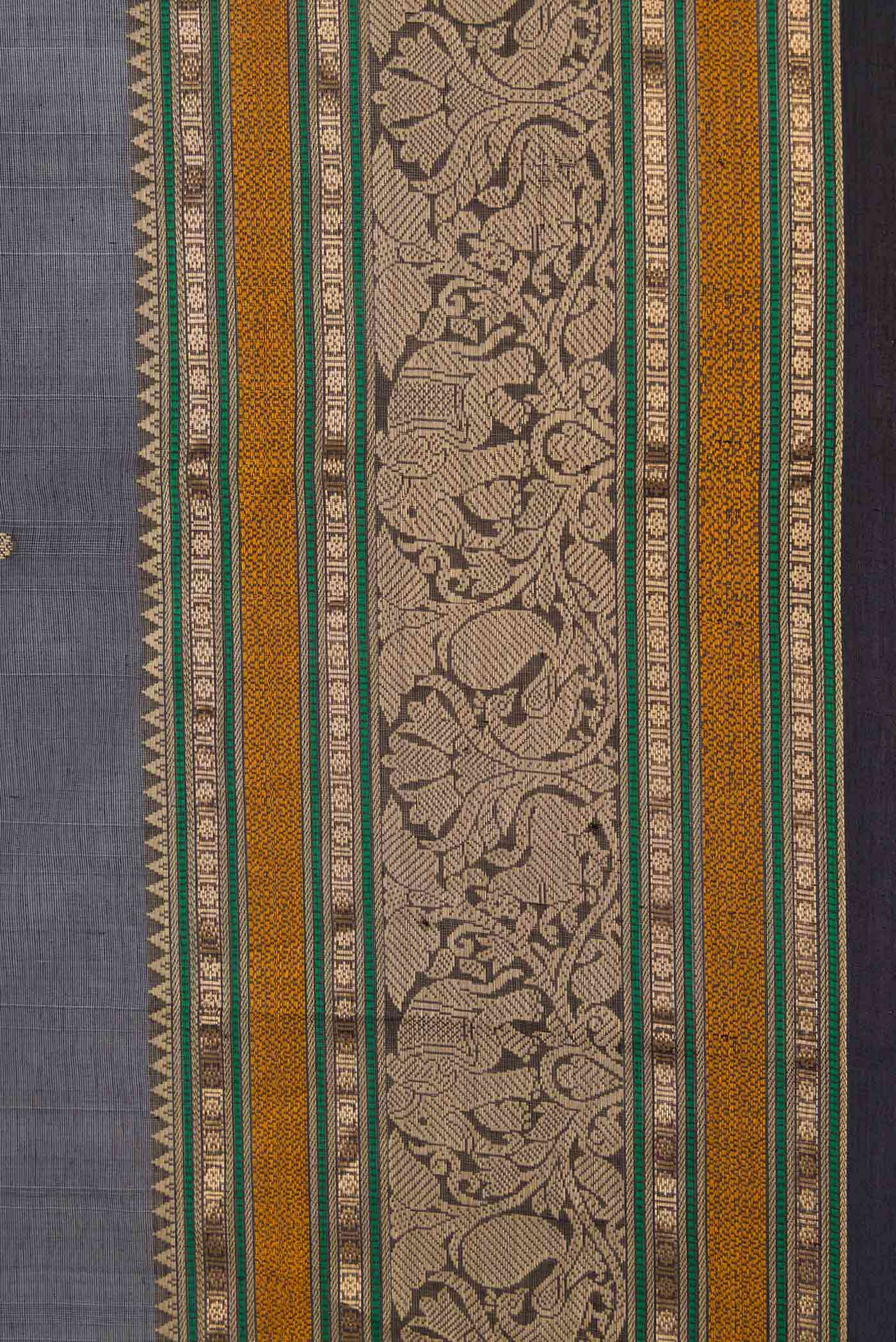 Black Dual Tone Silk Cotton Saree - Image 3