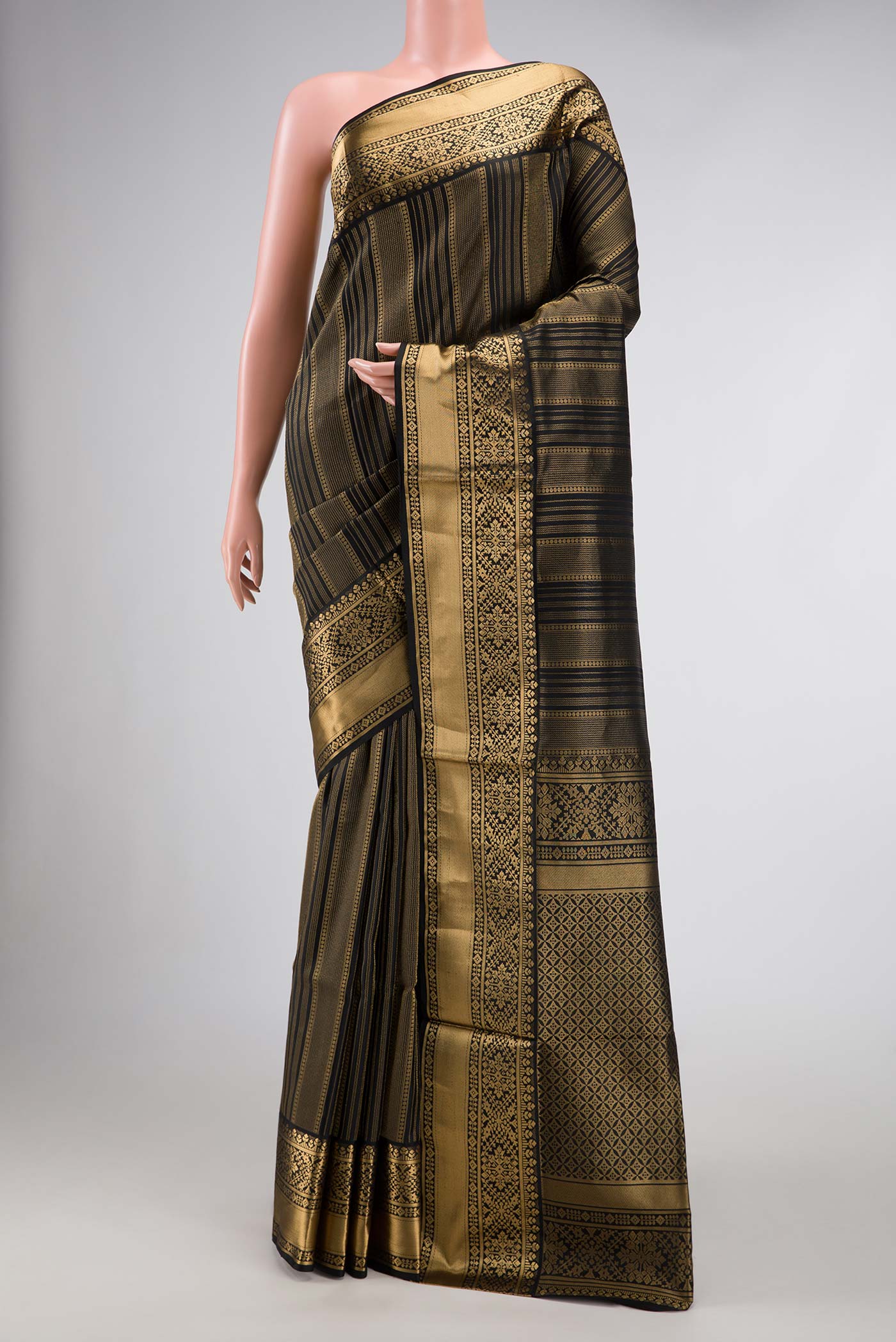 Black Soft Silk Saree - Image 2