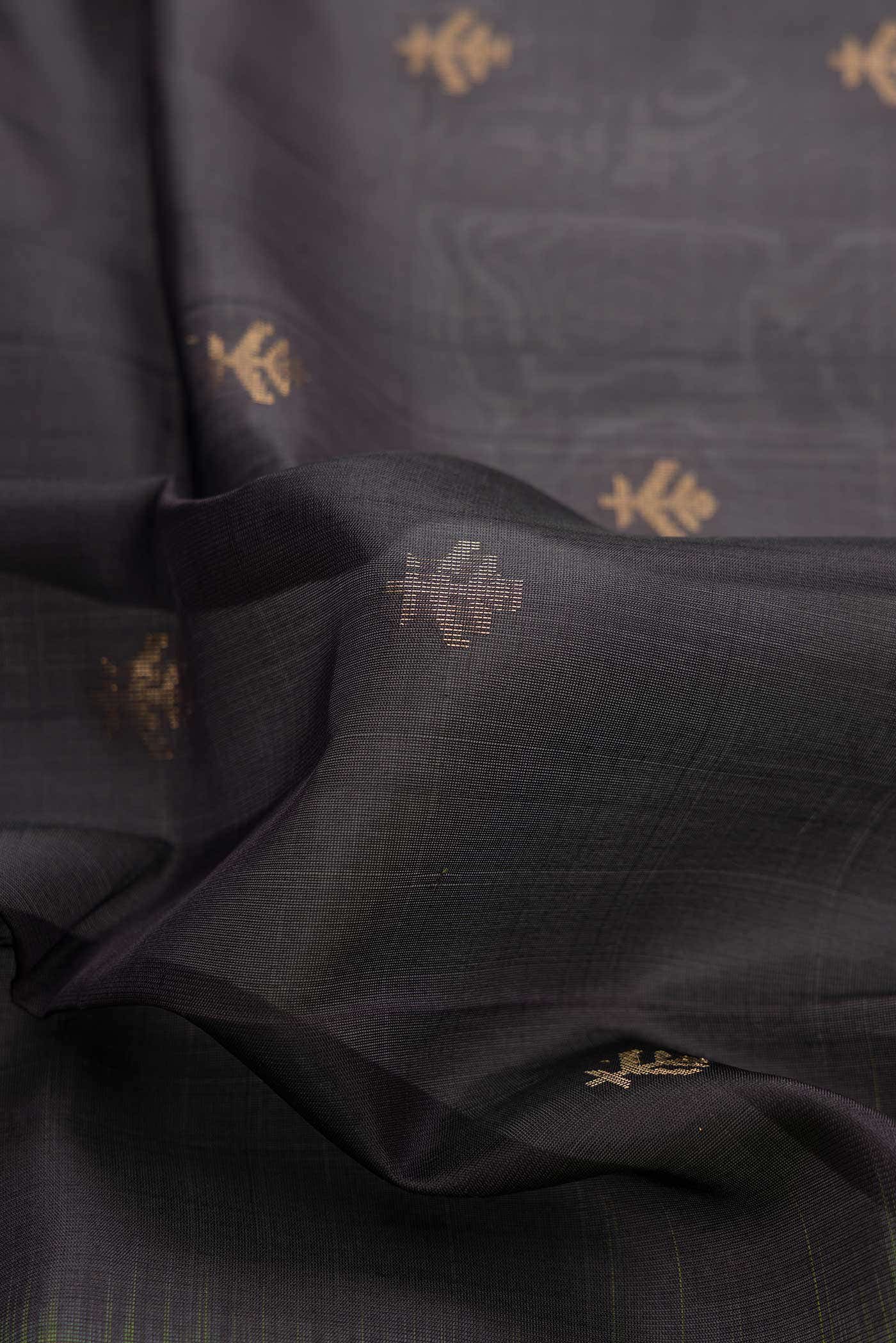 Black Dual Tone Soft Silk Saree - Image 2
