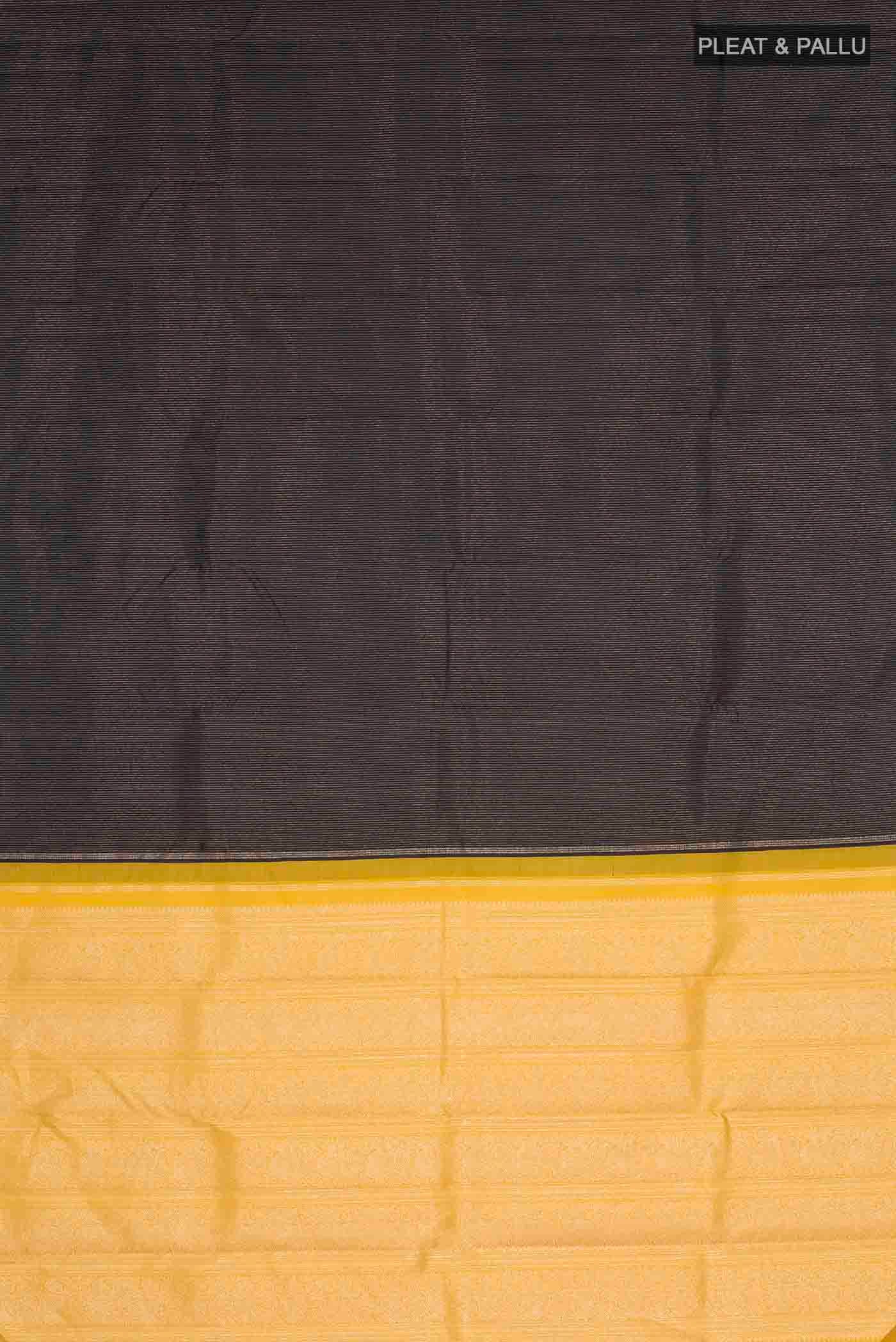 Black Kanjivaram Silk Saree - Image 5