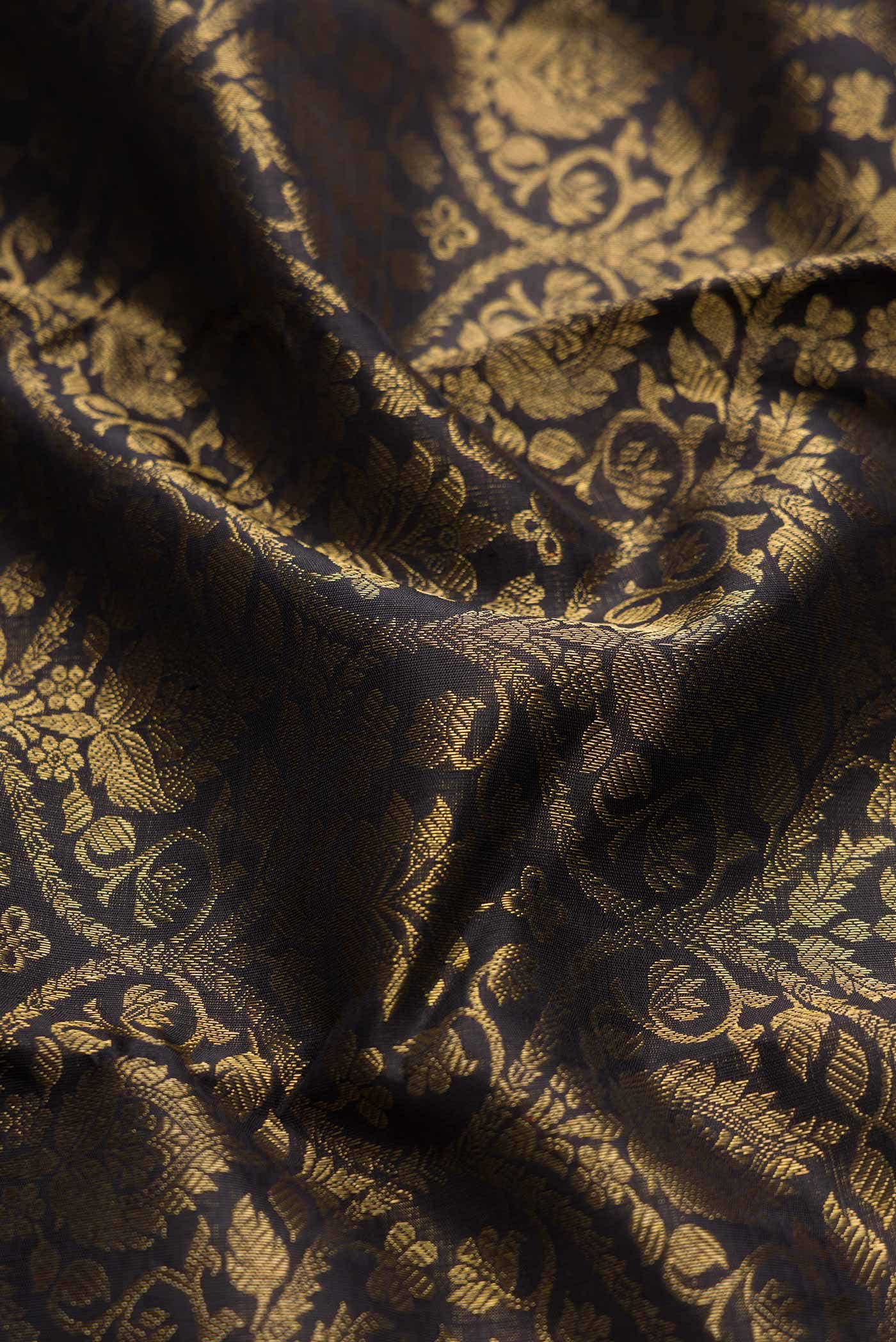 Pure Silk Pure Zari Black Kanjivaram Saree - Image 3