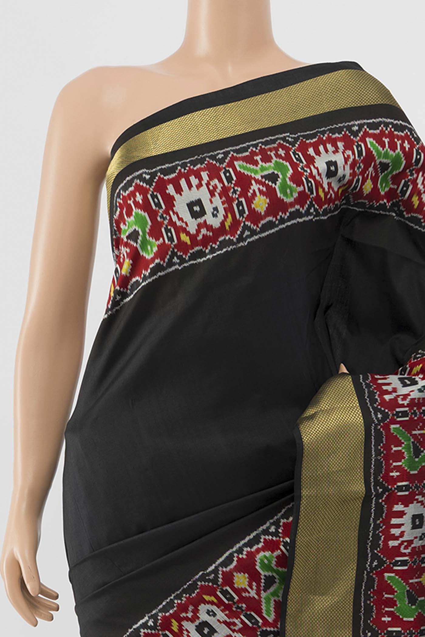 Black Pochampally Silk Saree - Image 2