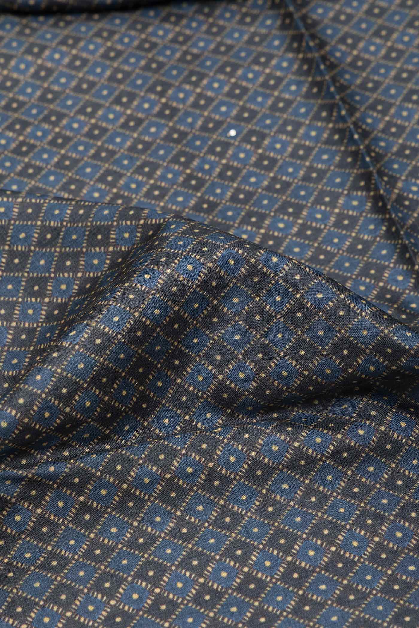 Blue Dual Tone Tussar Silk Saree - Image 2