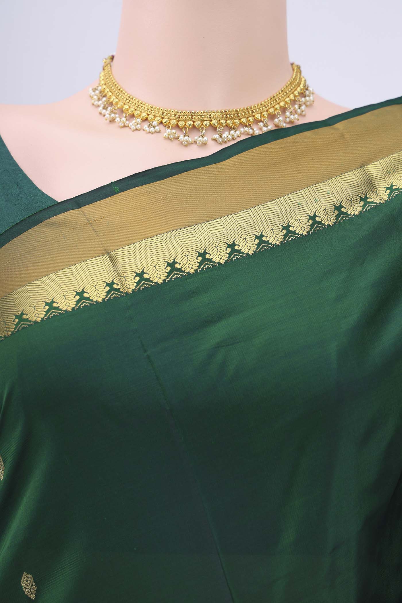 Bottle Green Blended Bangalore Silk Saree - Image 2