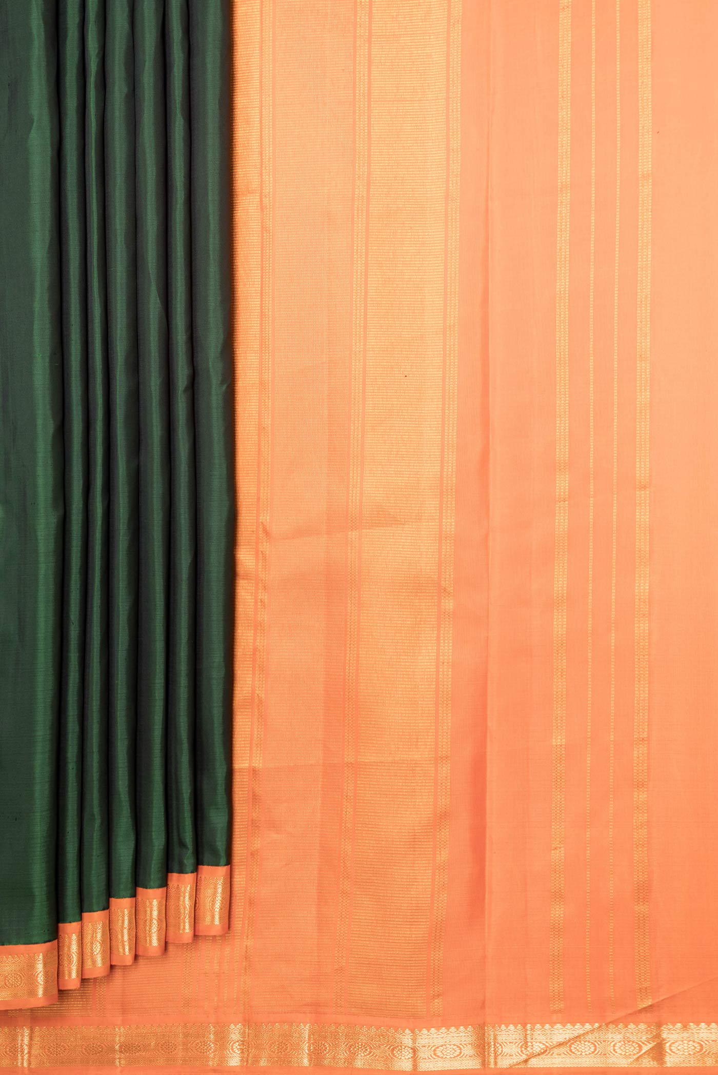Bottle Green Dual Tone Kanjivaram Saree - Image 4