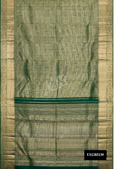 Bottle Green Dual Tone Kanchipuram Silk Saree