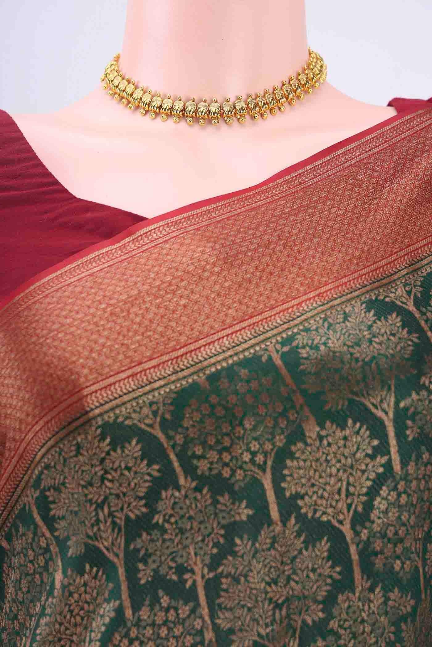 Bottle Green Dual Tone Mysore Crepe Saree - Image 2