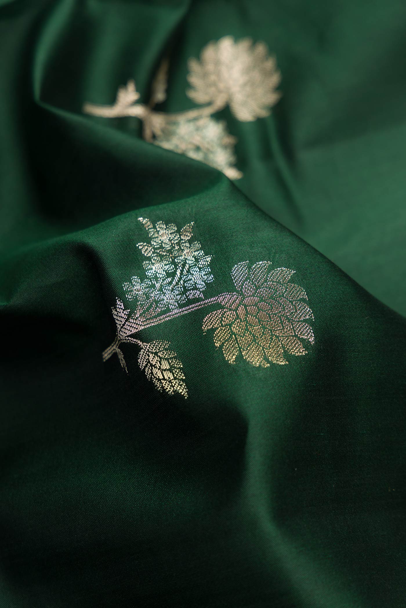 Bottle Green Banarasi Raw Silk Saree - Image 2