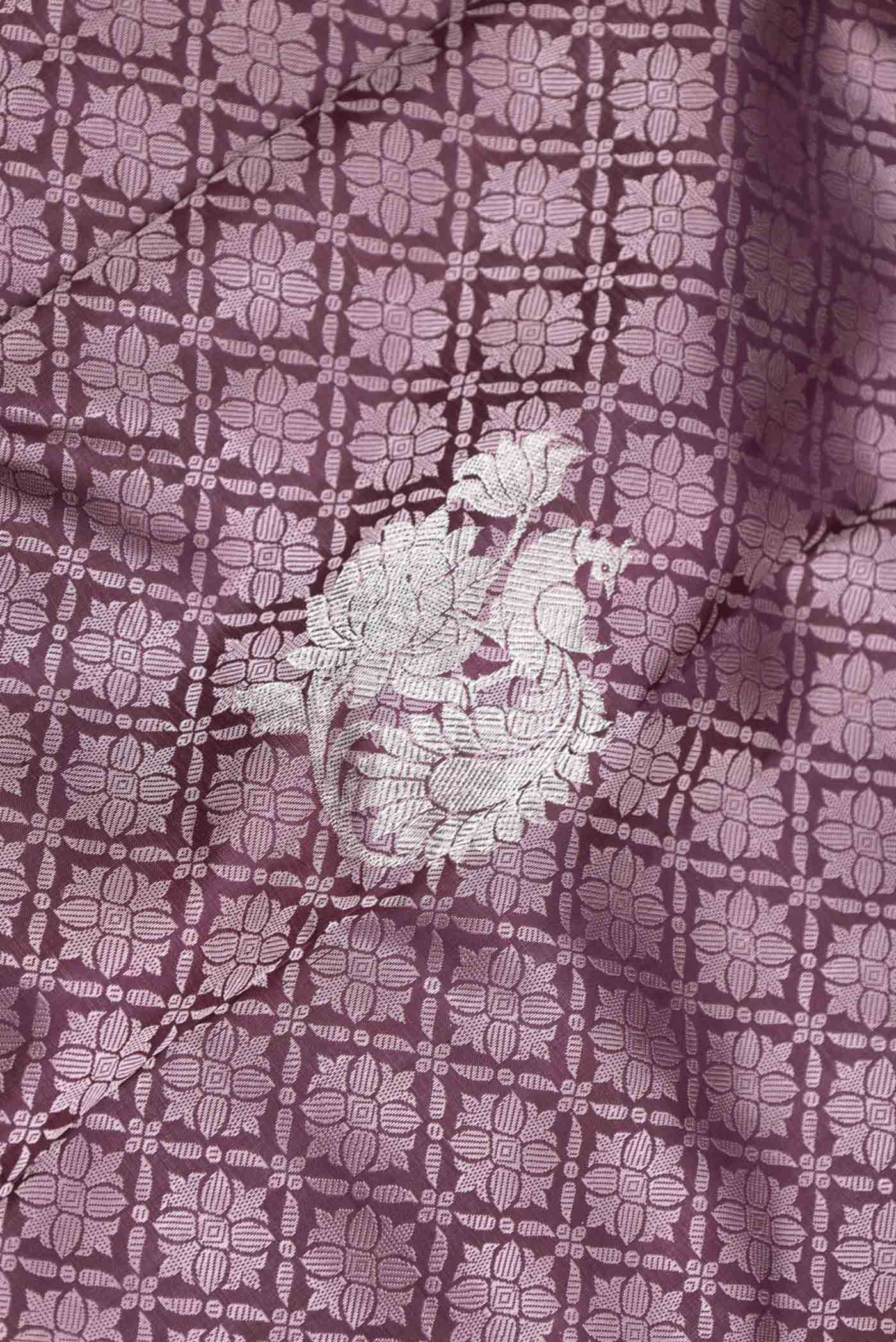 Burgundy Dual Tone Kanchipuram Silk Saree - Image 2
