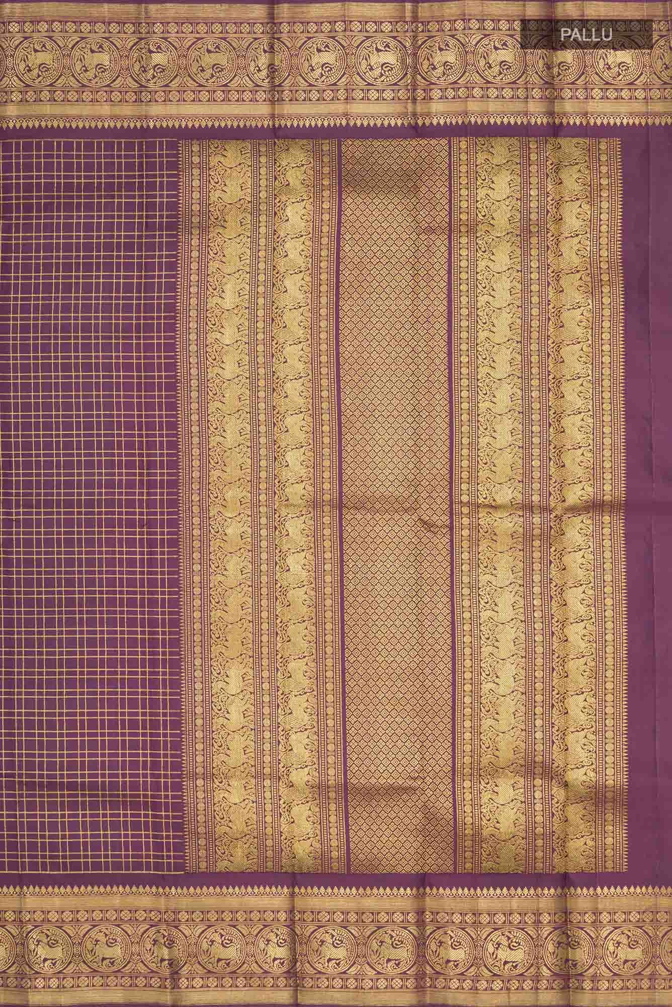 Pure Silk Pure Zari Burgundy Kanjivaram Saree - Image 5