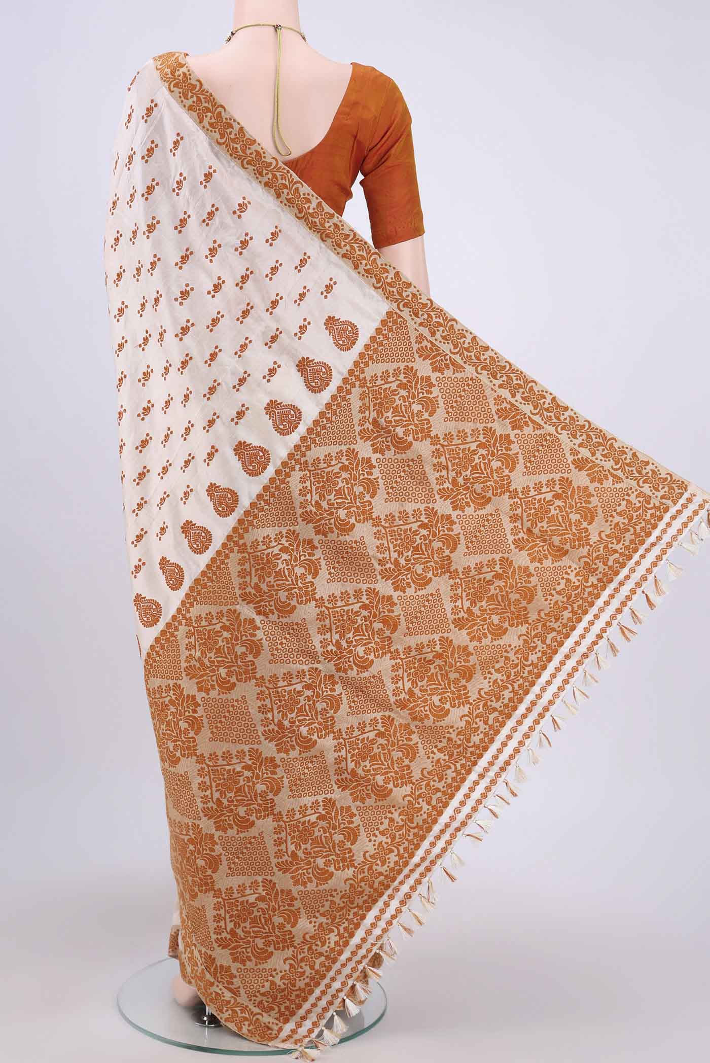 Cream Assam Silk Saree - Image 3