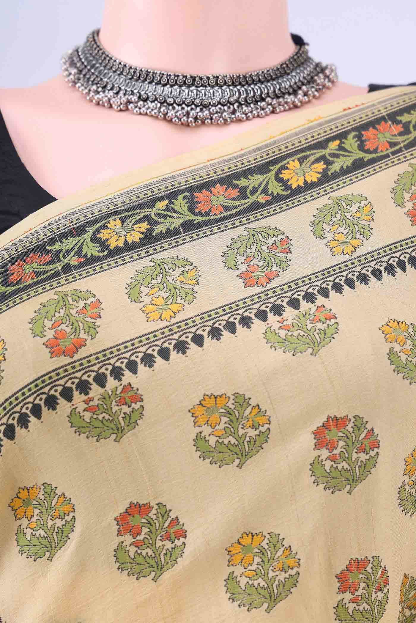 Cream Banarasi Saree - Image 2