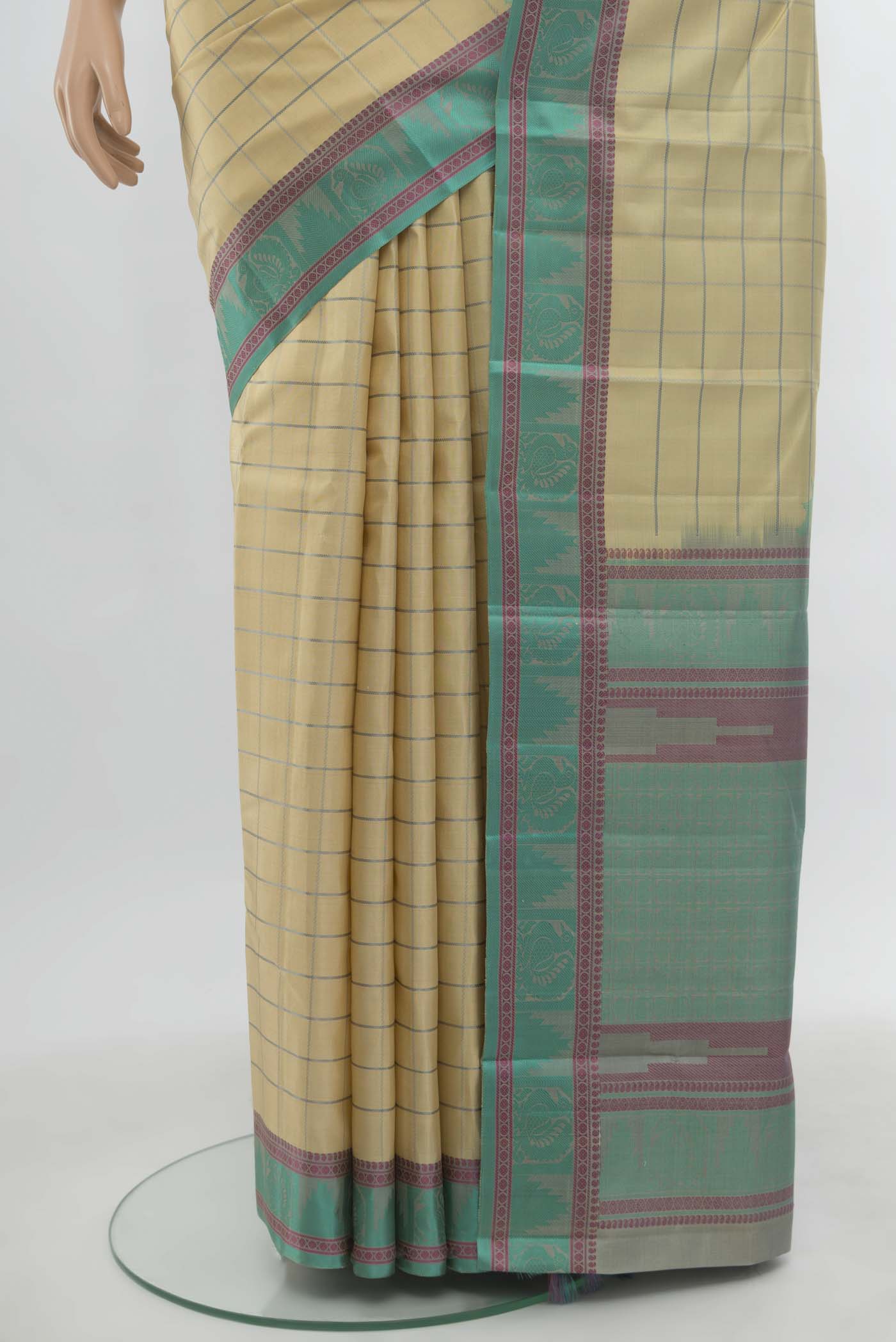 Cream Kanchipuram Silk Saree - Image 3