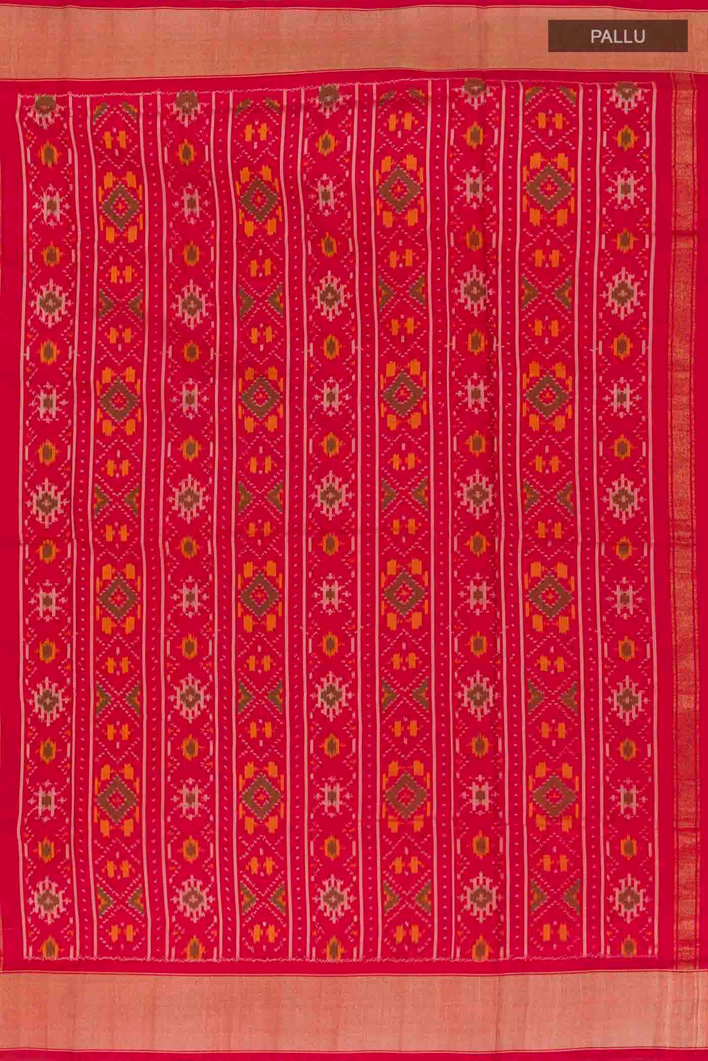 Cream Pochampally Silk Saree - Image 6