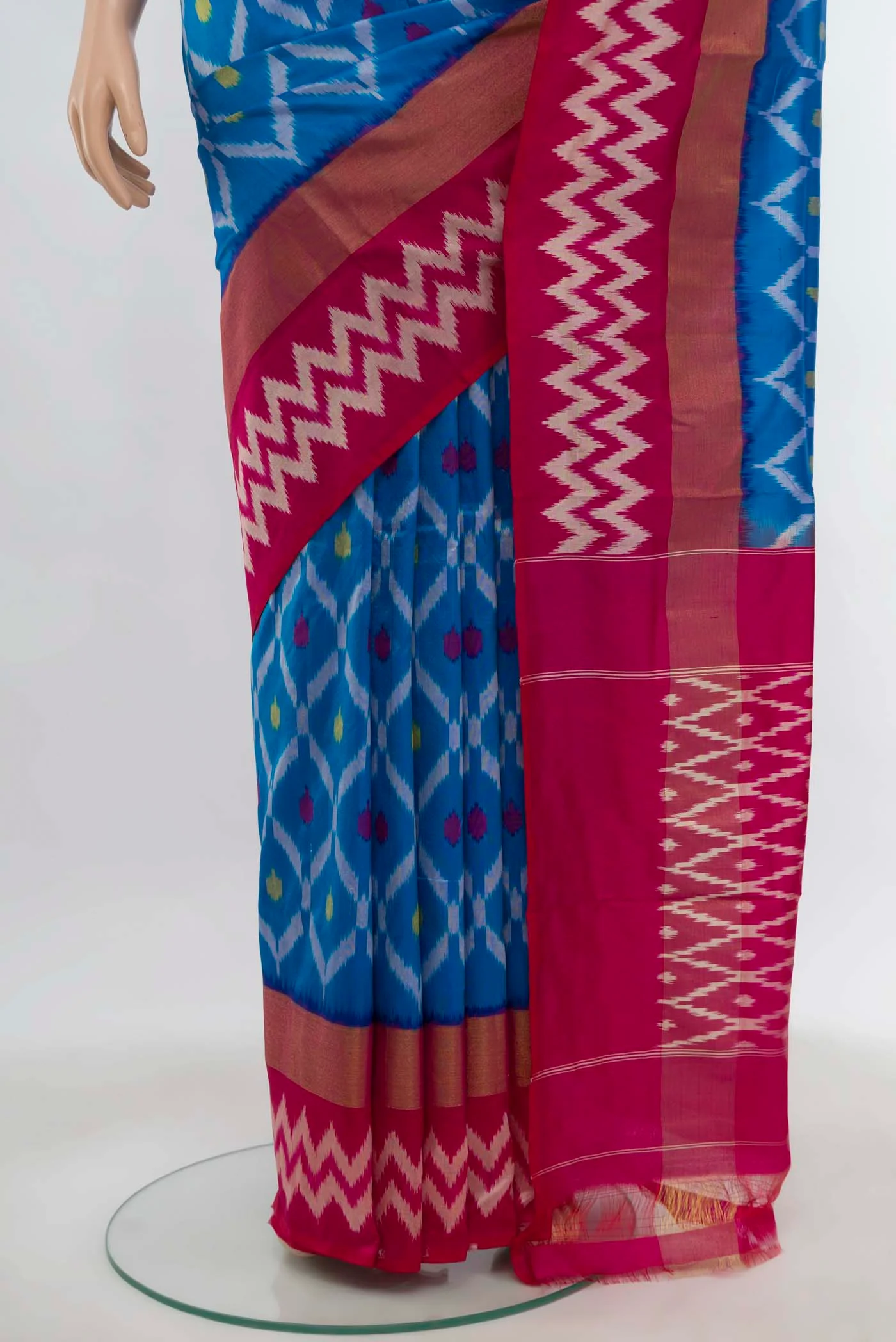 Blue Pochampally Silk Saree - Image 3