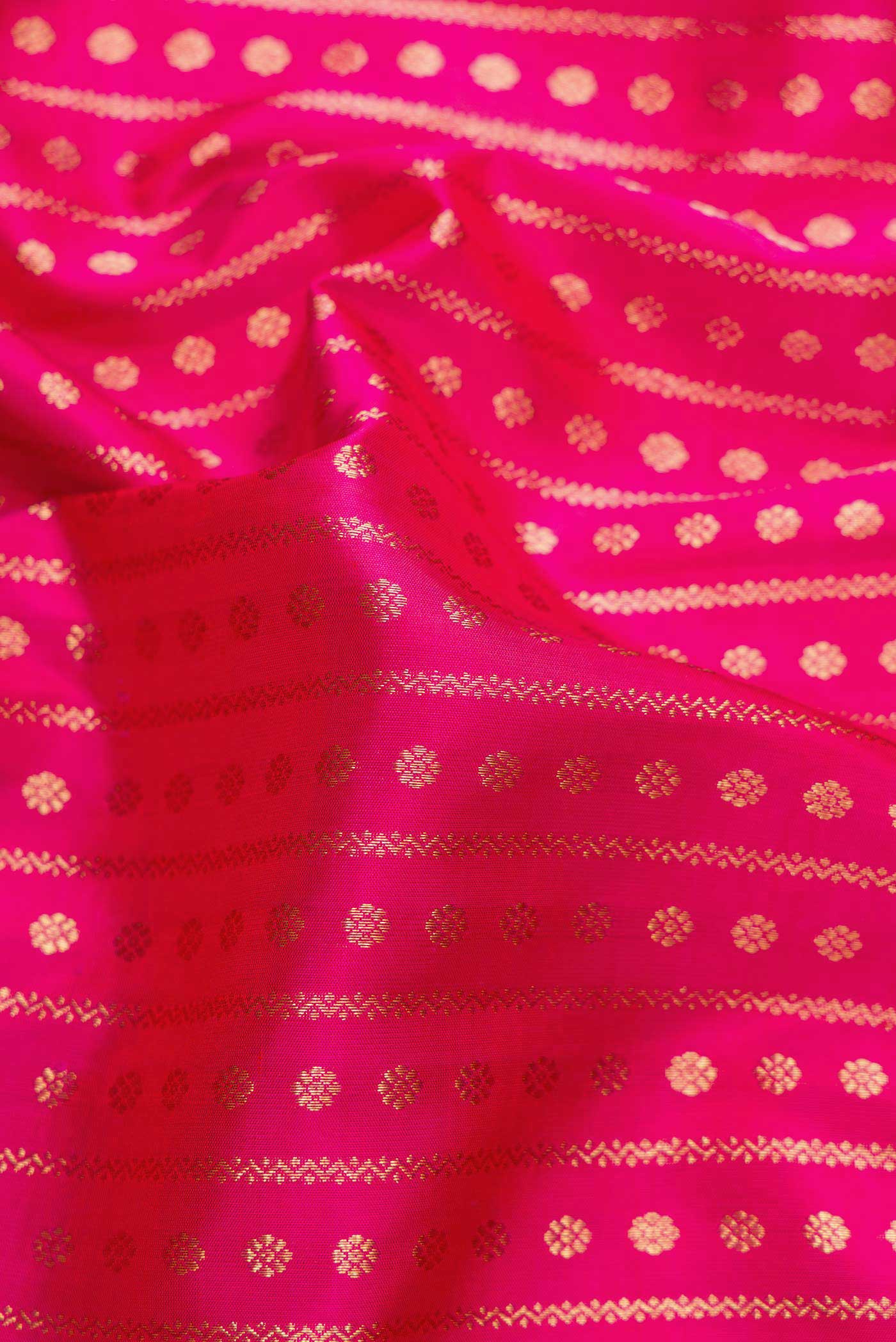 Dark Pink Kanchipuram Silk Saree - Image 2