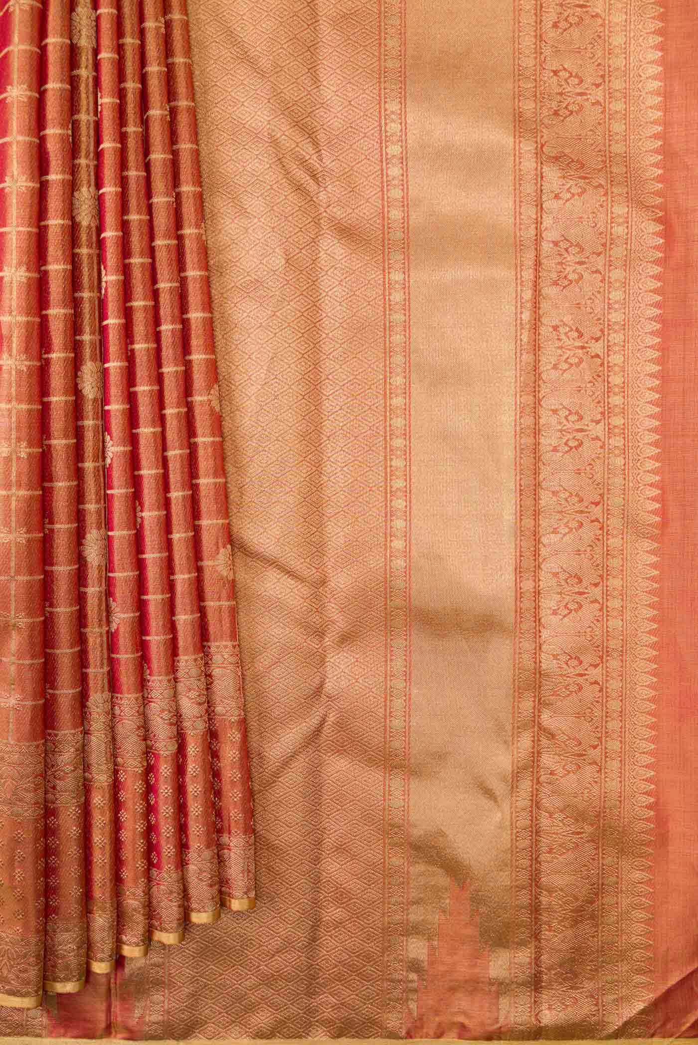 Dark Pink Dual Tone Kanchipuram Tissue Silk Saree - Image 4