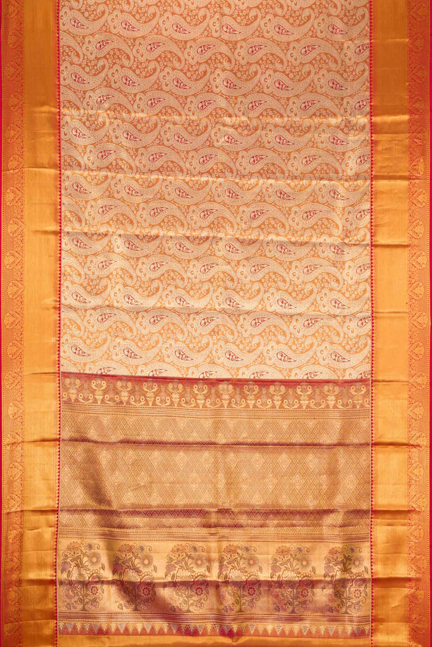 Gold Kanchipuram Tissue Silk Saree - Image 6