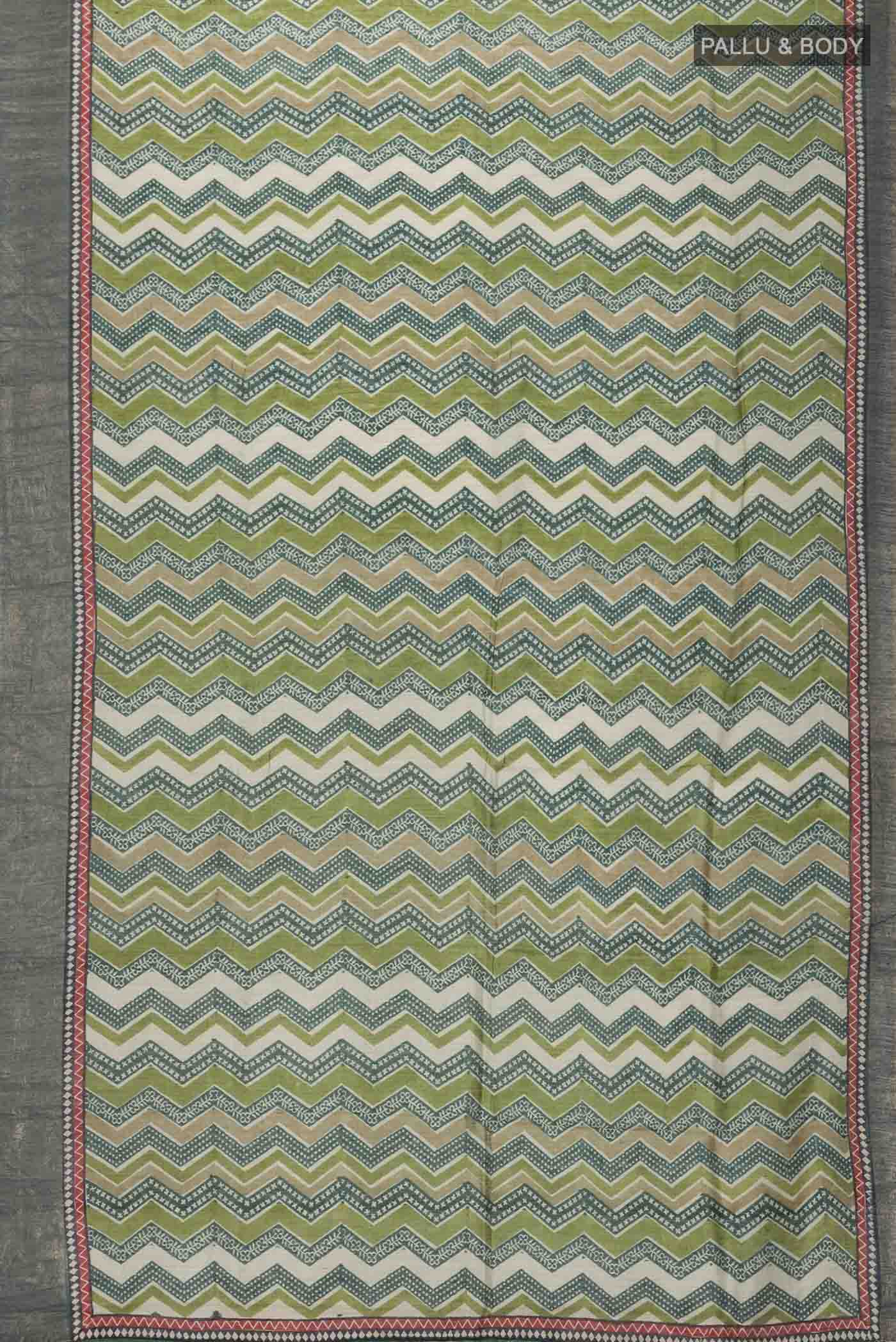 Green Bhagalpuri Tussar Silk Saree - Image 5