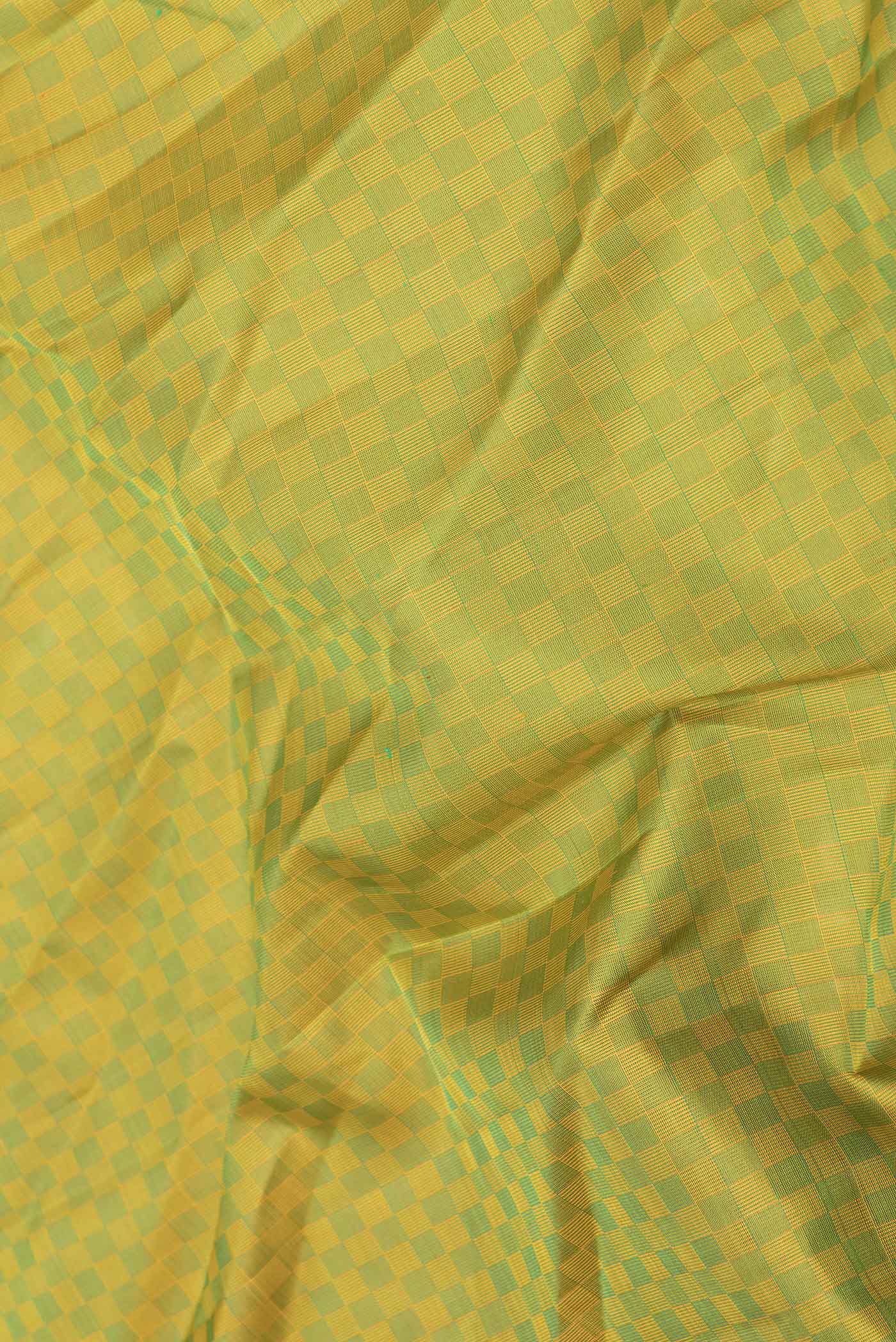 Green Dual Tone Kanchipuram Saree - Image 2