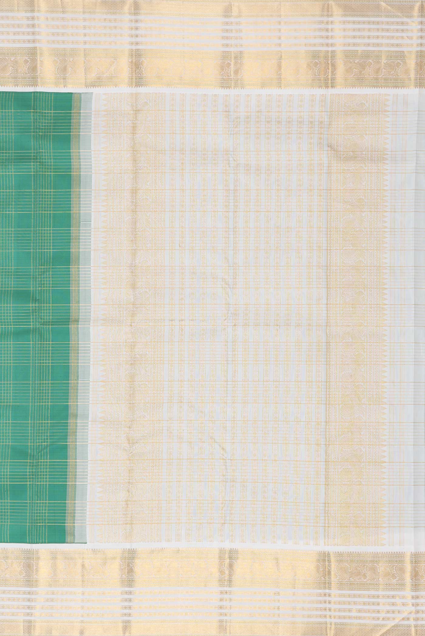 Green Dual Tone Kanjivaram Saree - Image 7