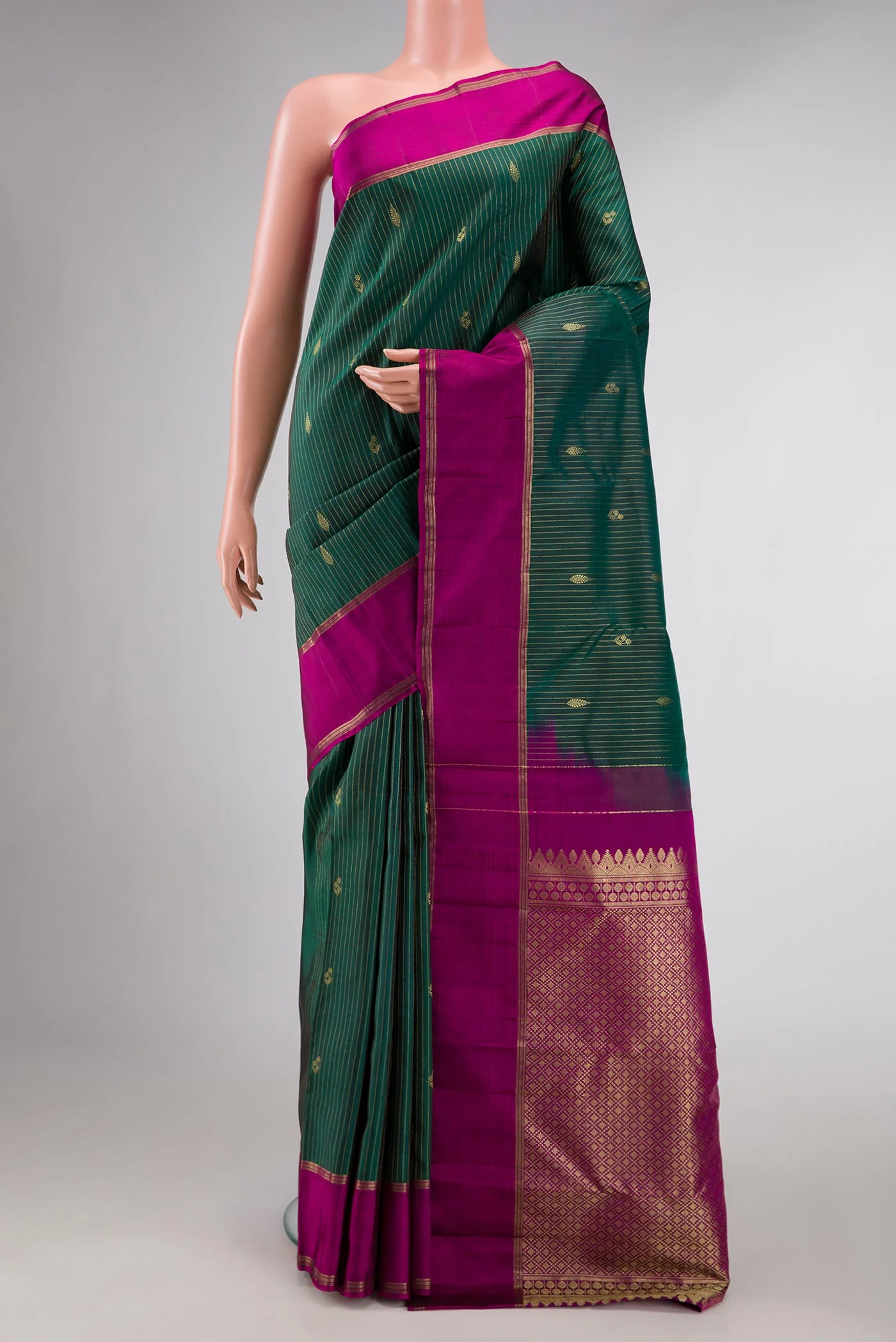 Green Dual Tone Kanjivaram Silk Saree