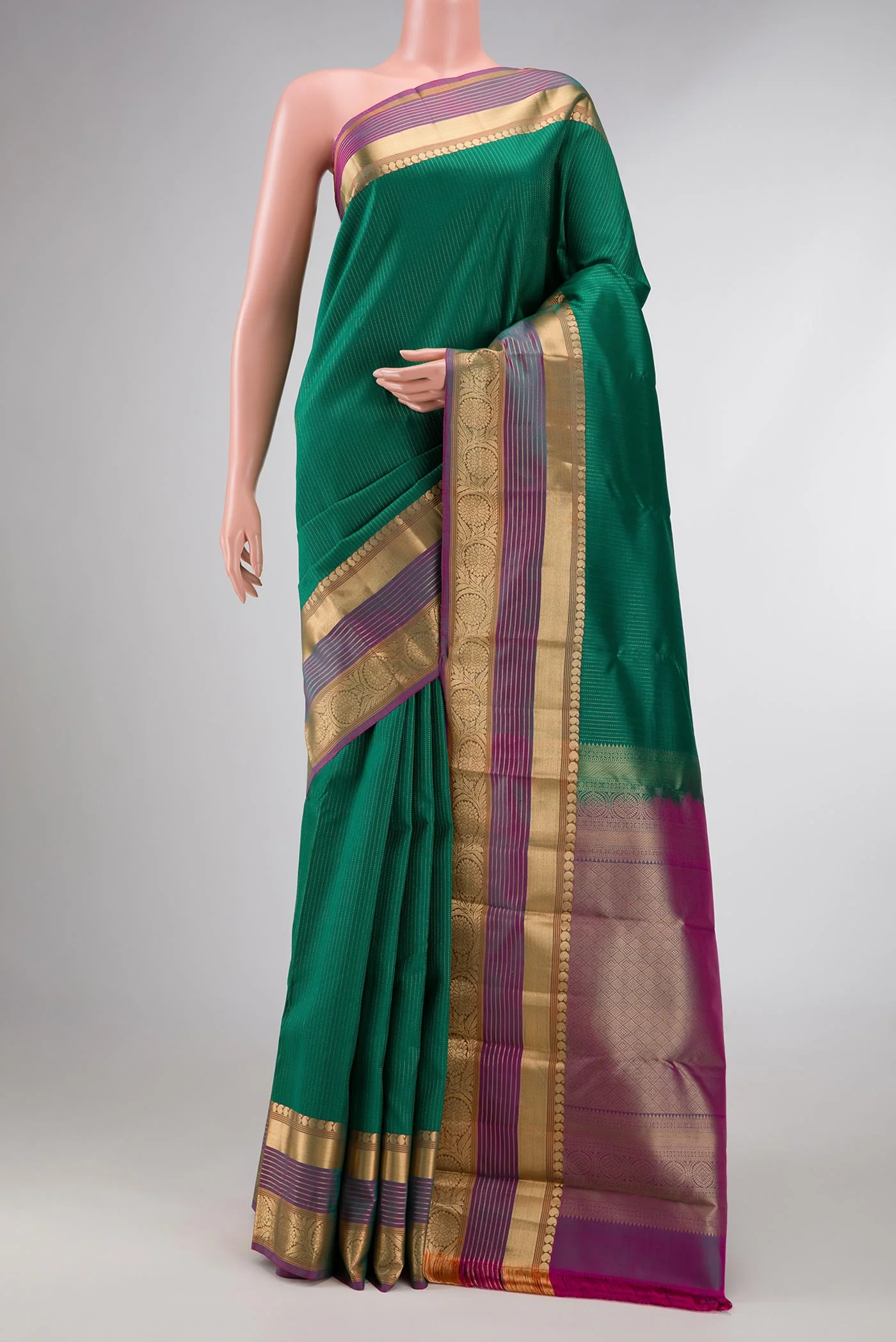 Green Dual Tone Kanchipuram Silk Saree