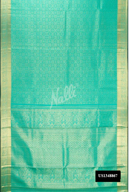 Green Dual Tone Kanchipuram Silk Saree