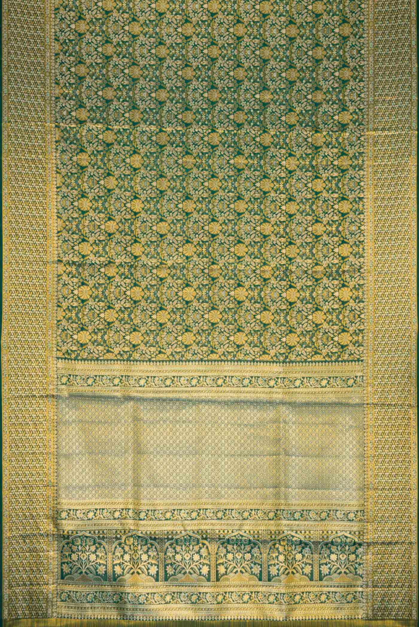Green Dual Tone Kanchipuram Tissue Silk Saree - Image 6