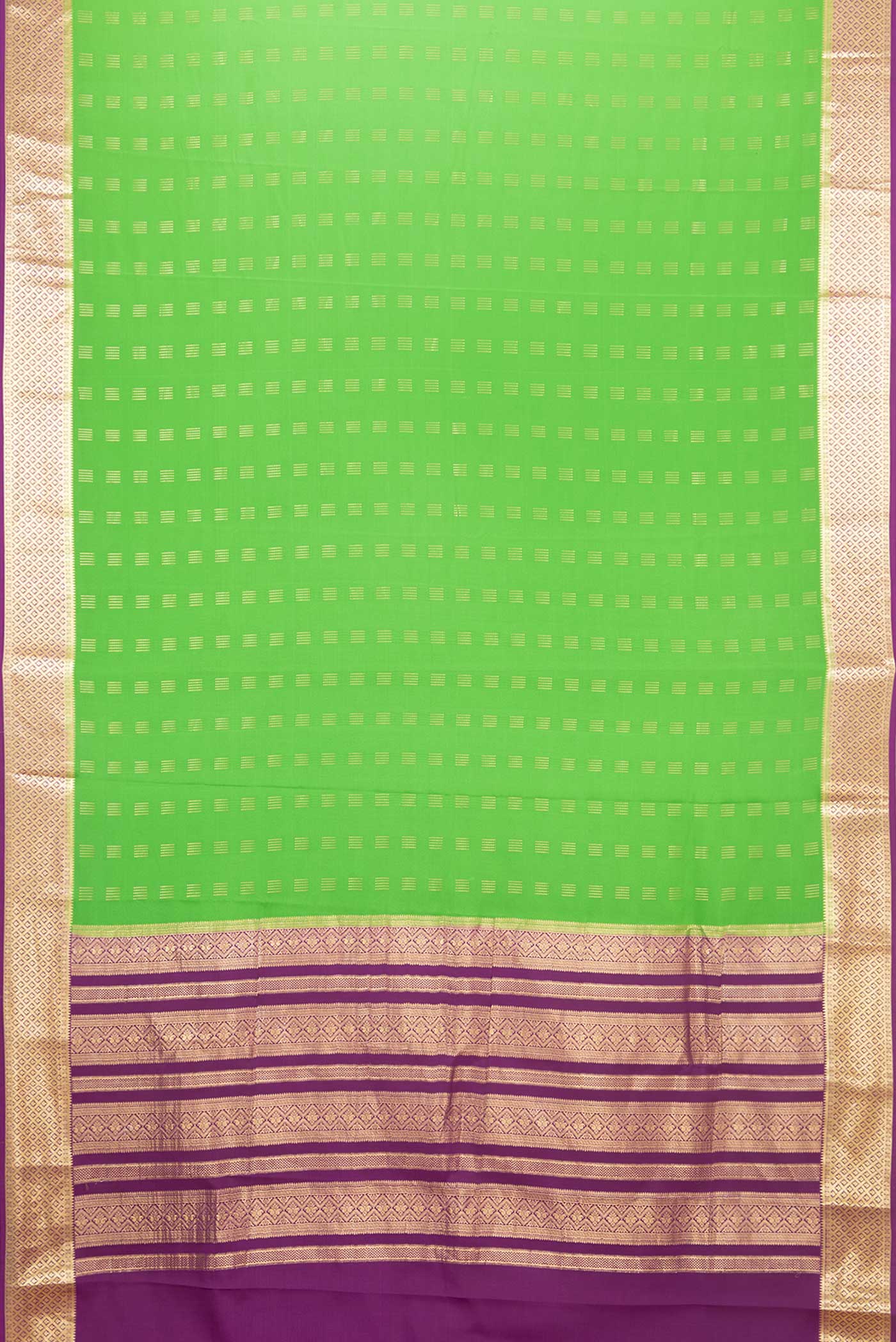 Green Dual Tone Mysore Crepe Saree - Image 6