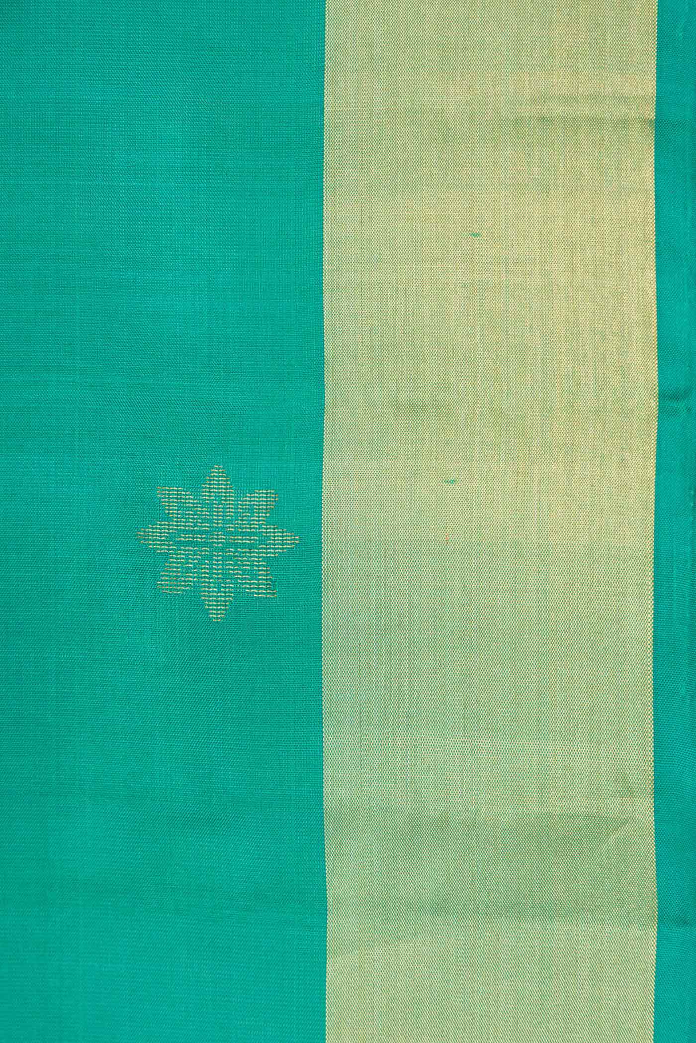 Green Dual Tone Soft Silk Saree - Image 3