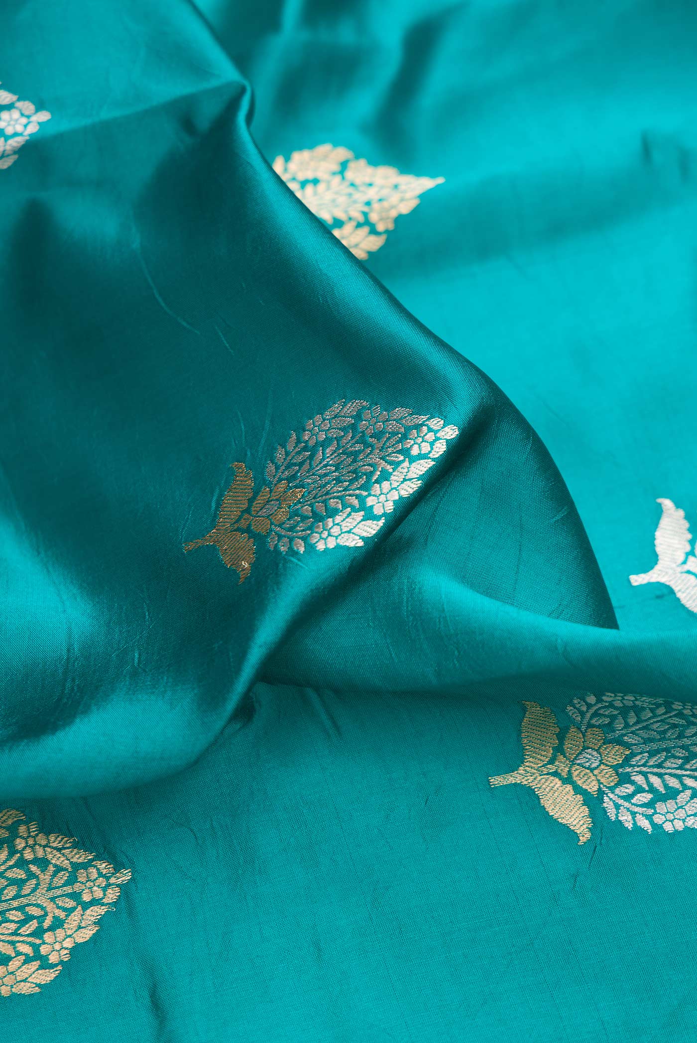 Blue Banarasi Katan Silk Saree - Image 2