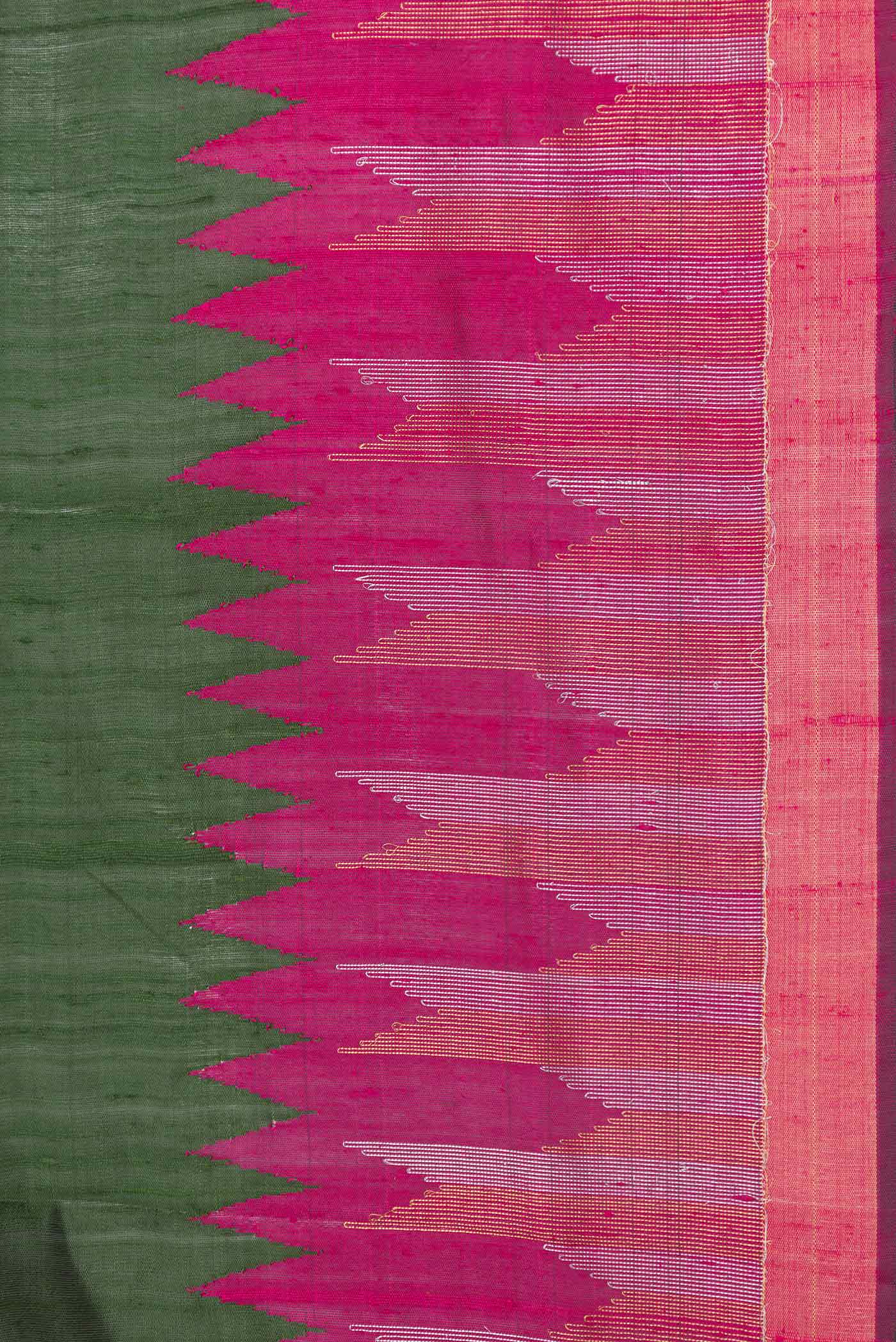 Green Dual Tone Tussar Silk Saree - Image 3