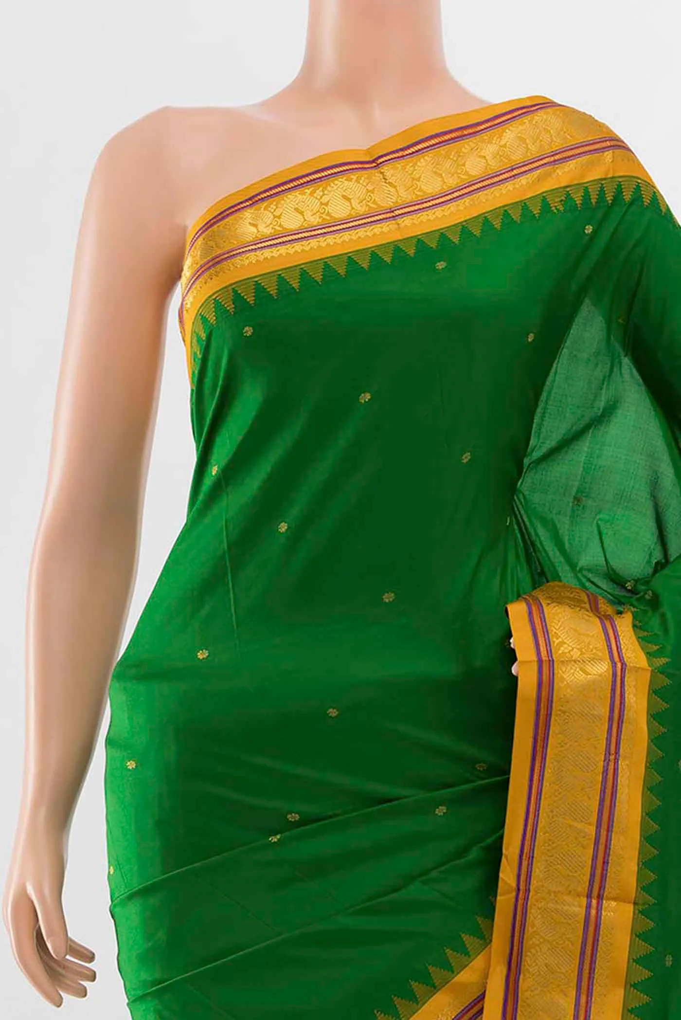 Green Bangalore Silk Saree - Image 2