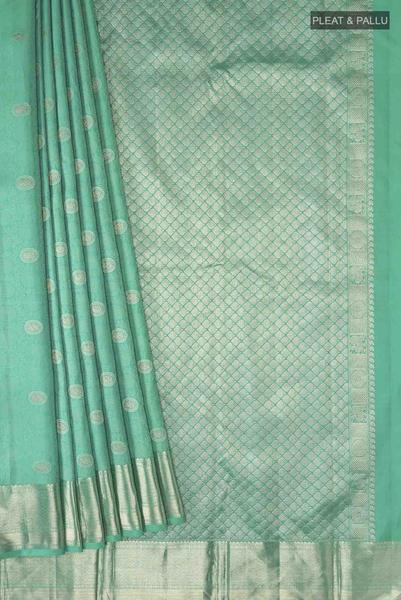 Green Kanjivaram Silk Saree - Image 4