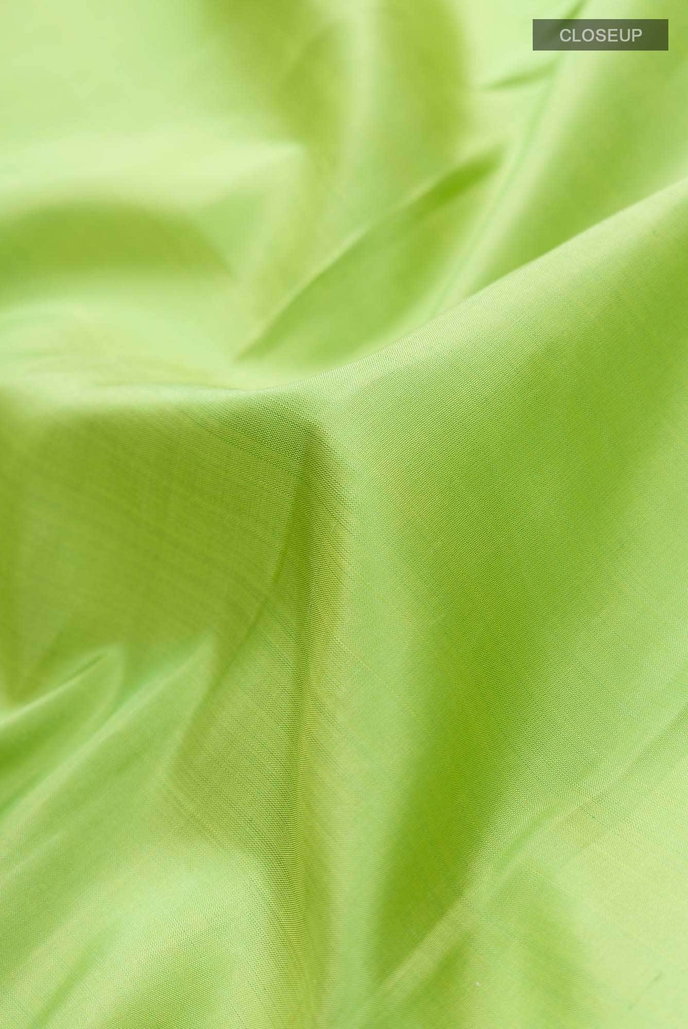 Green Kanjivaram Silk Saree - Image 5